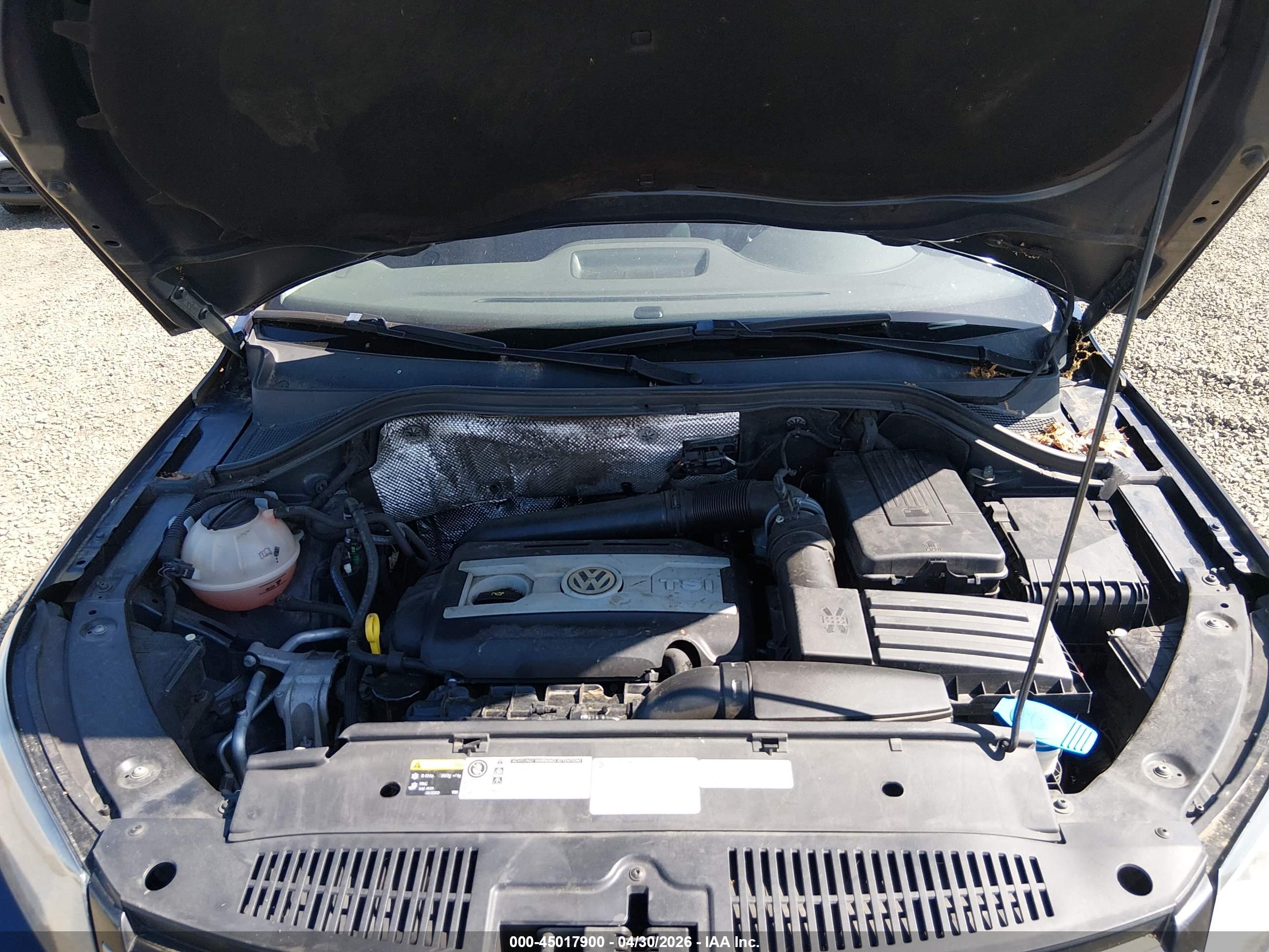 VOLKSWAGEN TIGUAN image 10