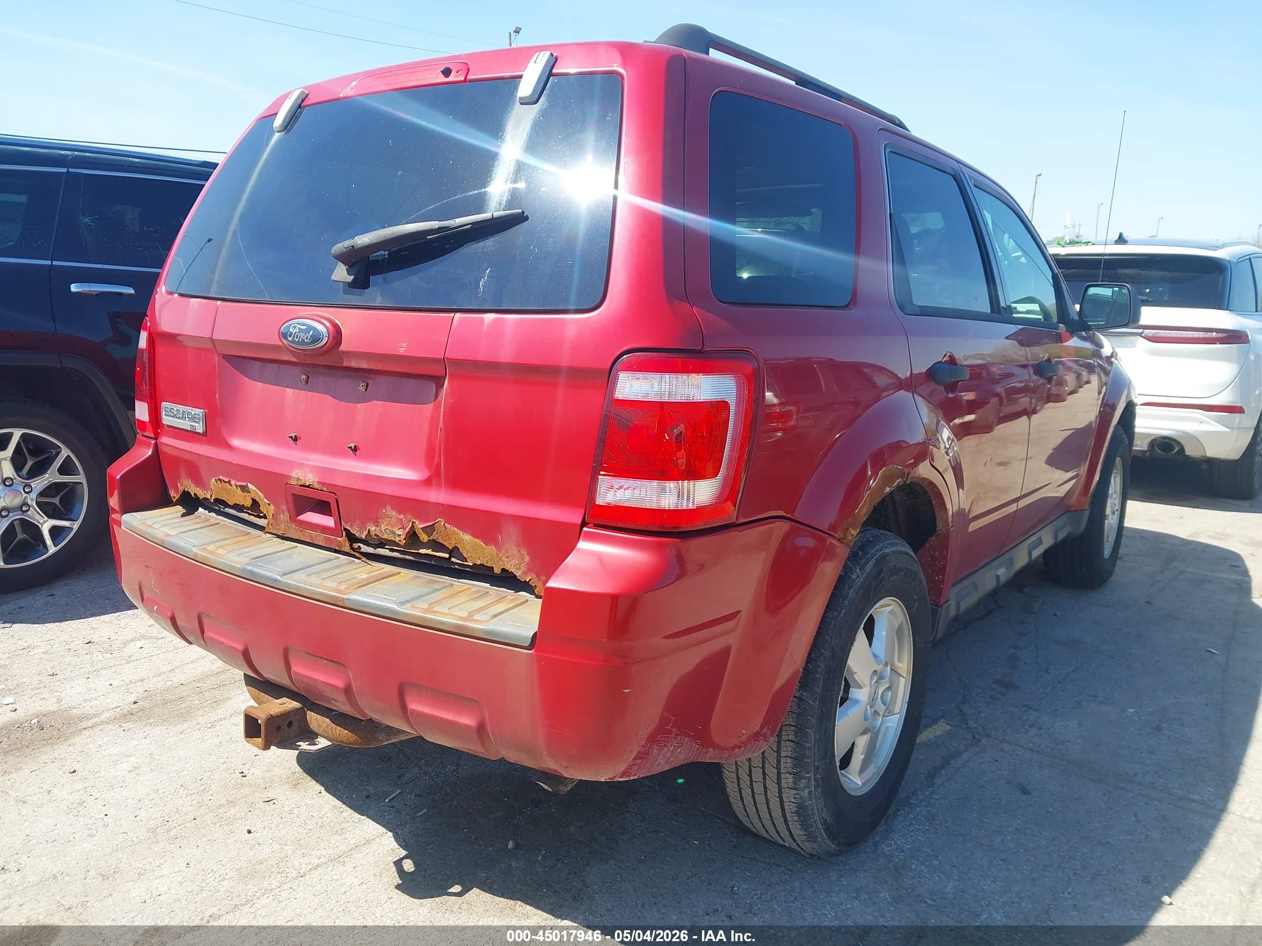 FORD ESCAPE image 4