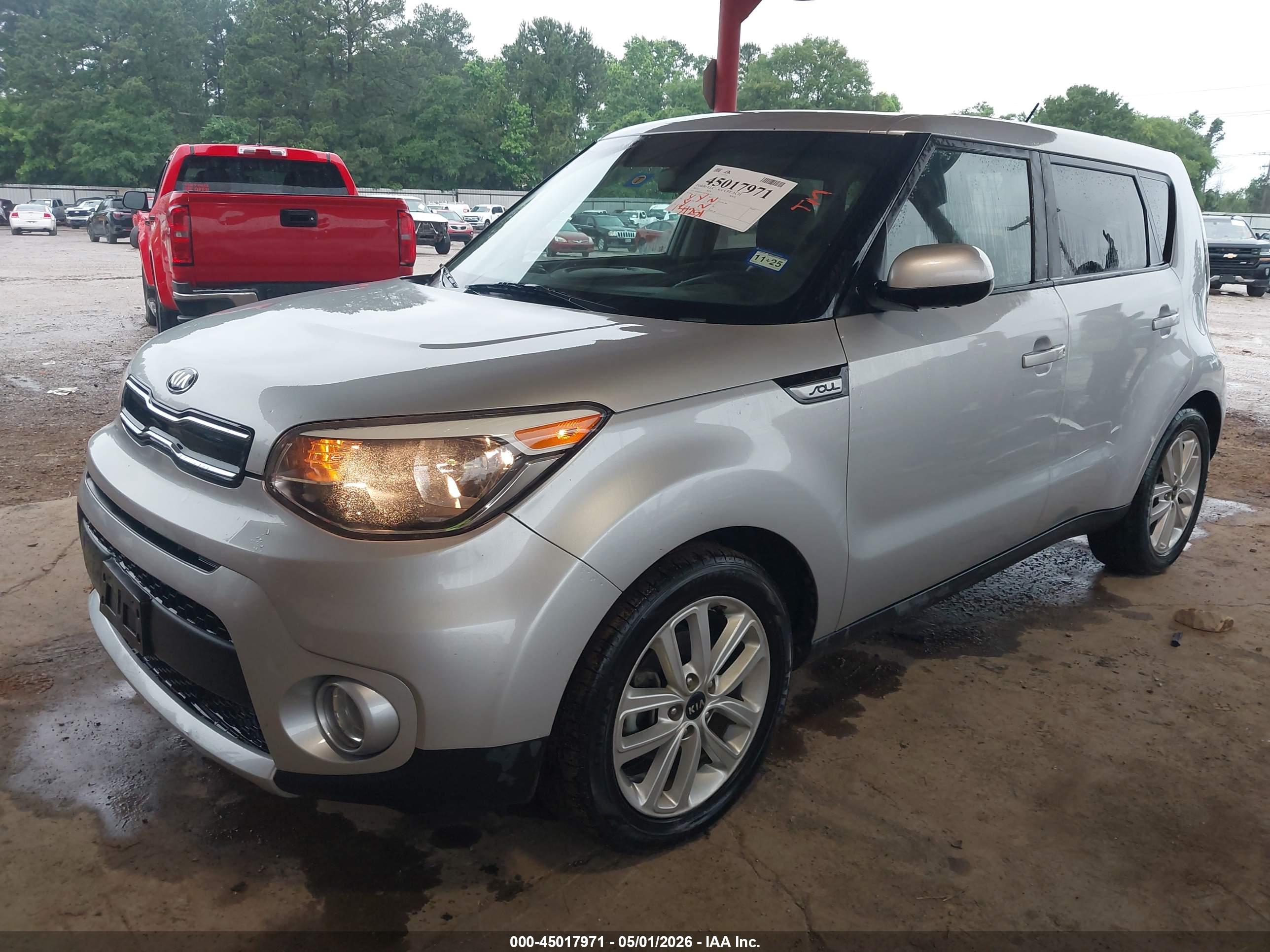 KIA SOUL image 2