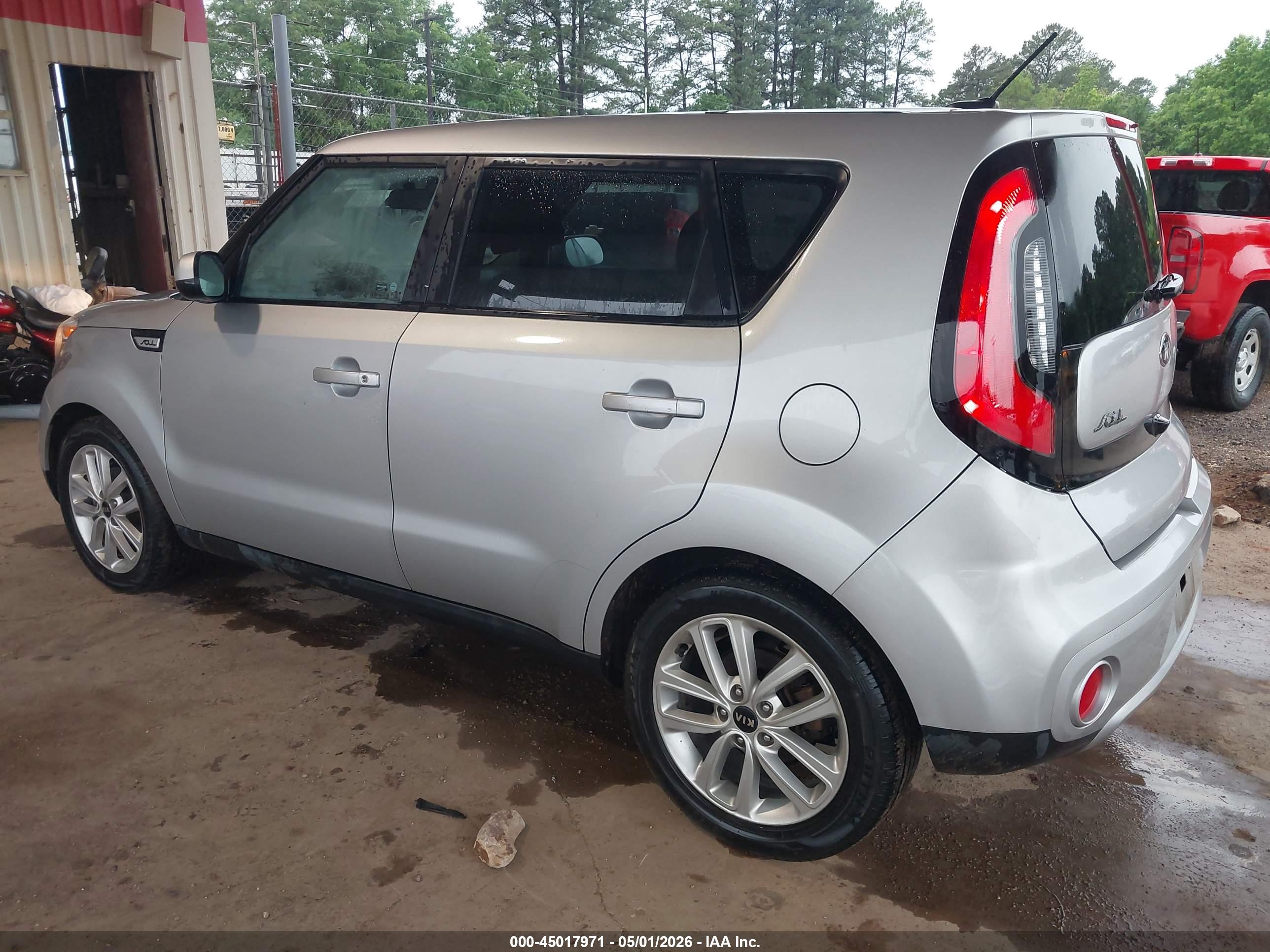 KIA SOUL image 3