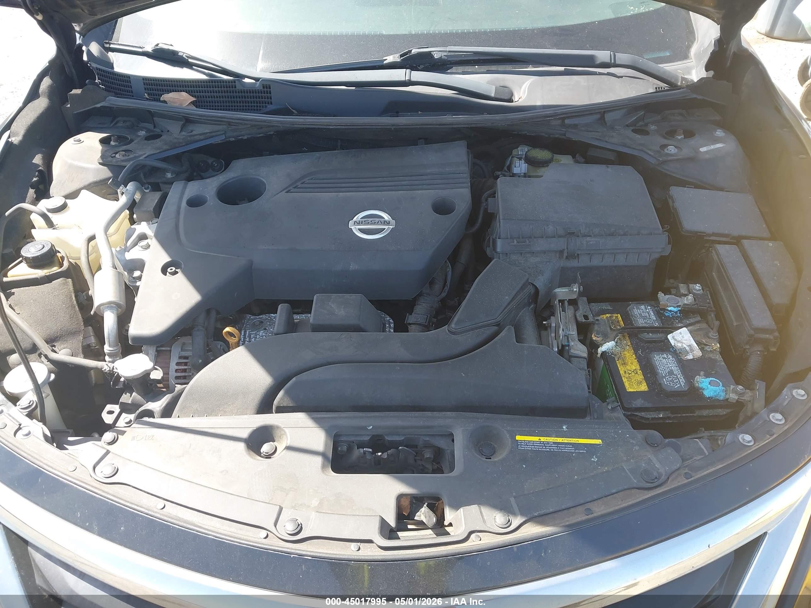 NISSAN ALTIMA image 10
