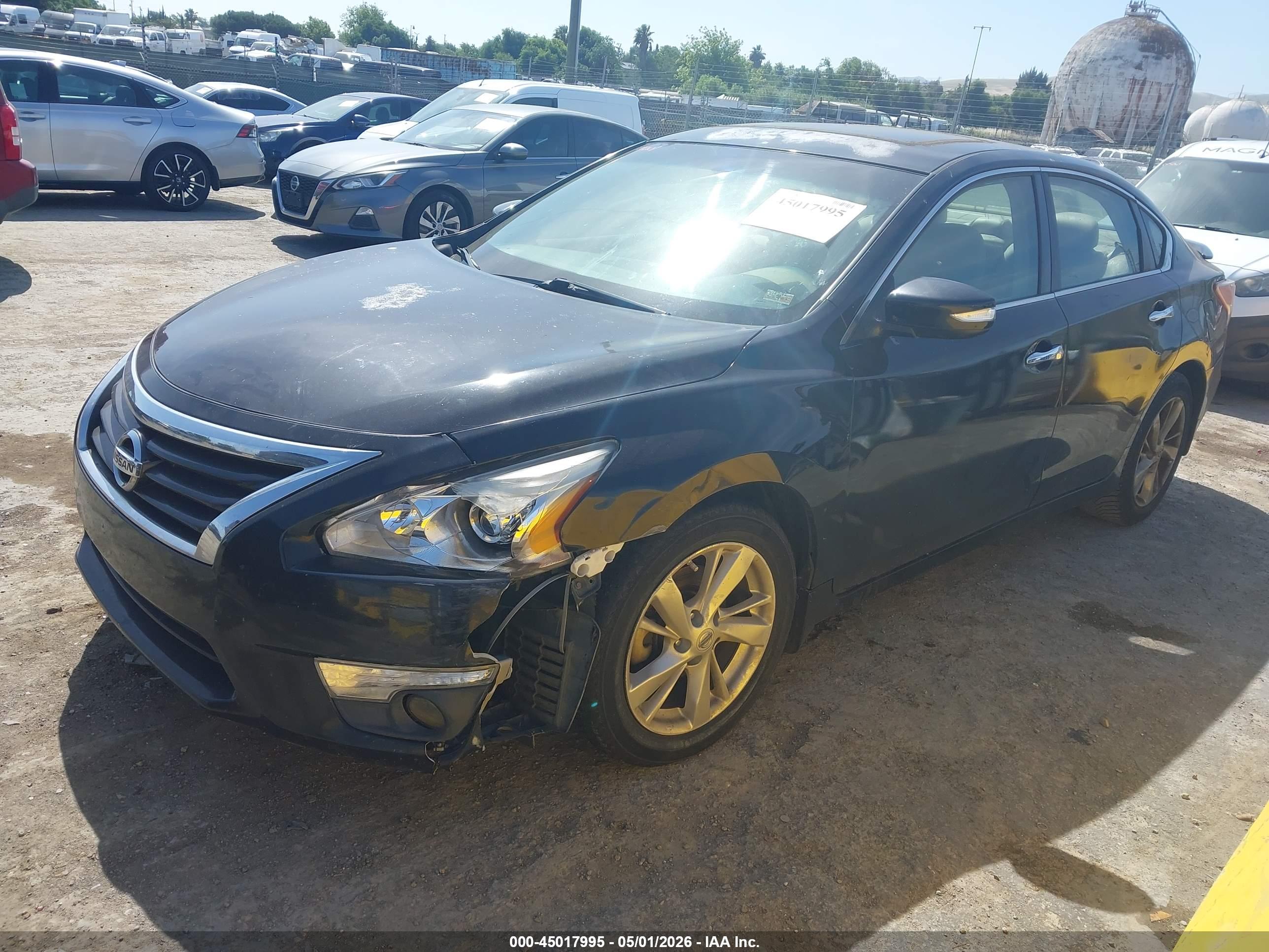 NISSAN ALTIMA image 2