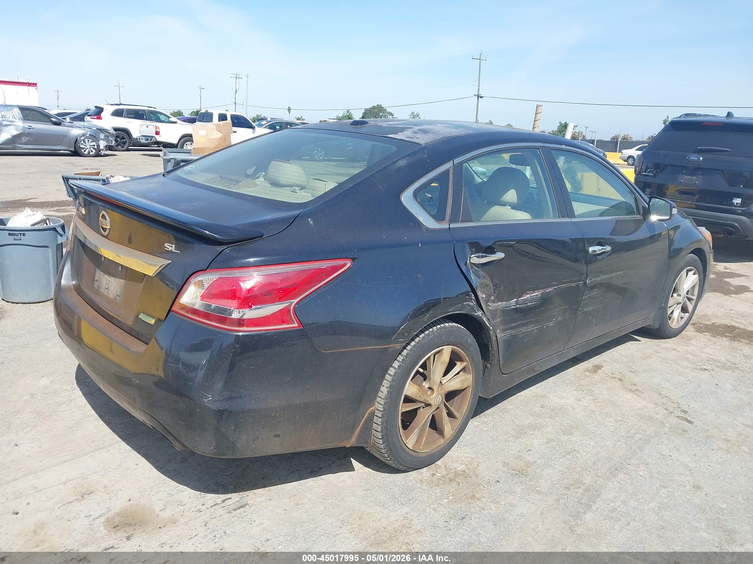 NISSAN ALTIMA image 4