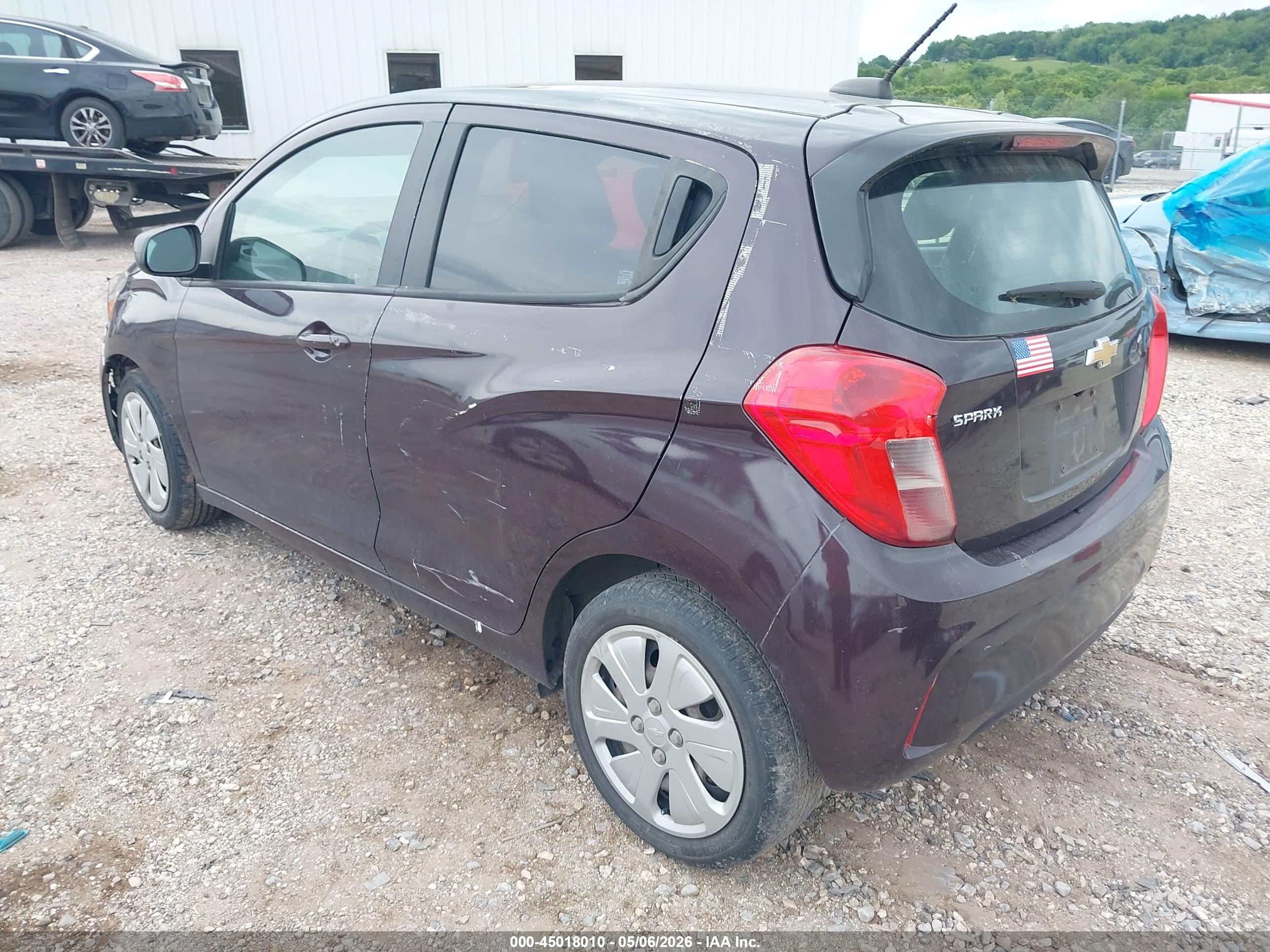 CHEVROLET SPARK image 3