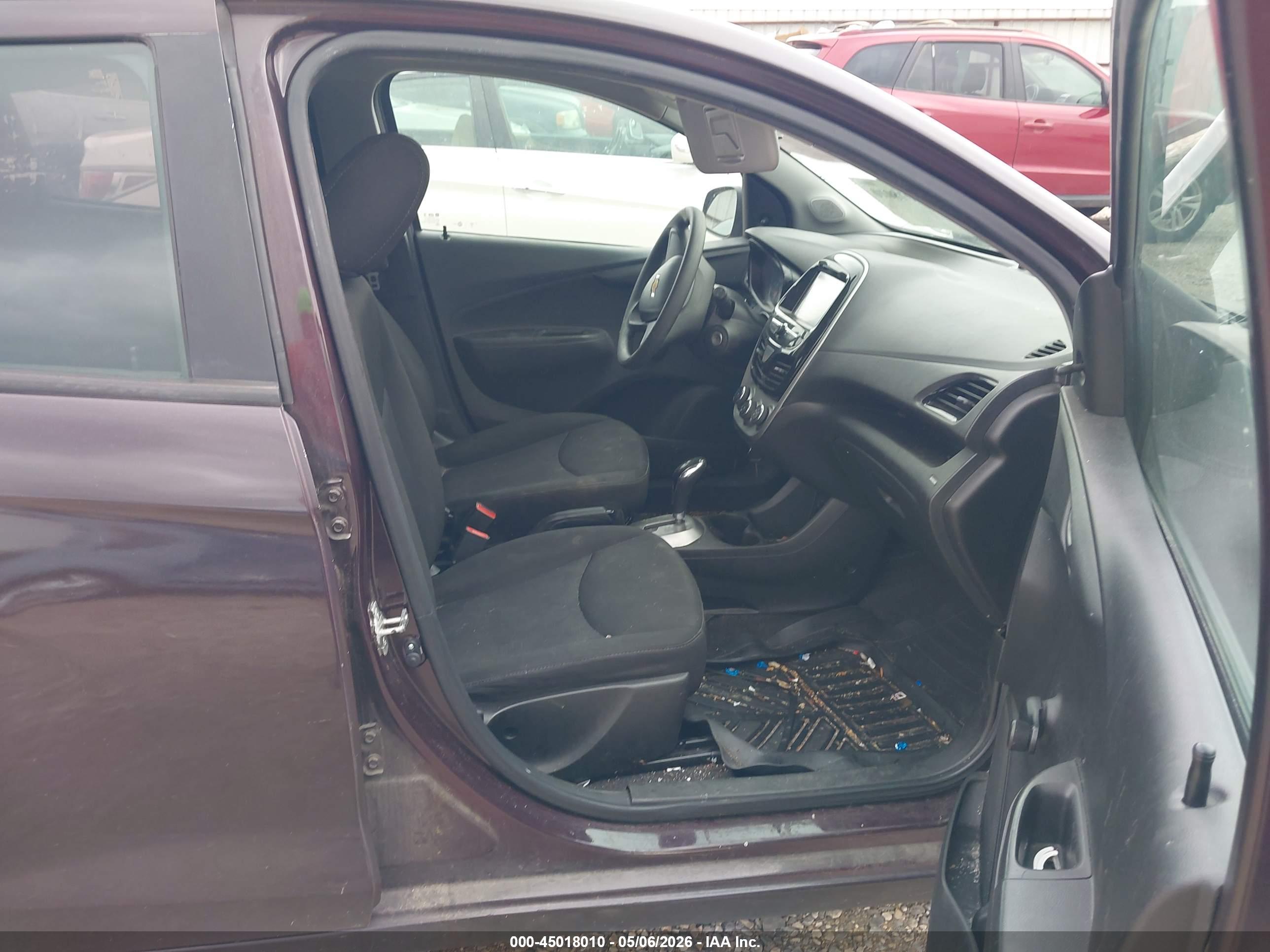 CHEVROLET SPARK image 5