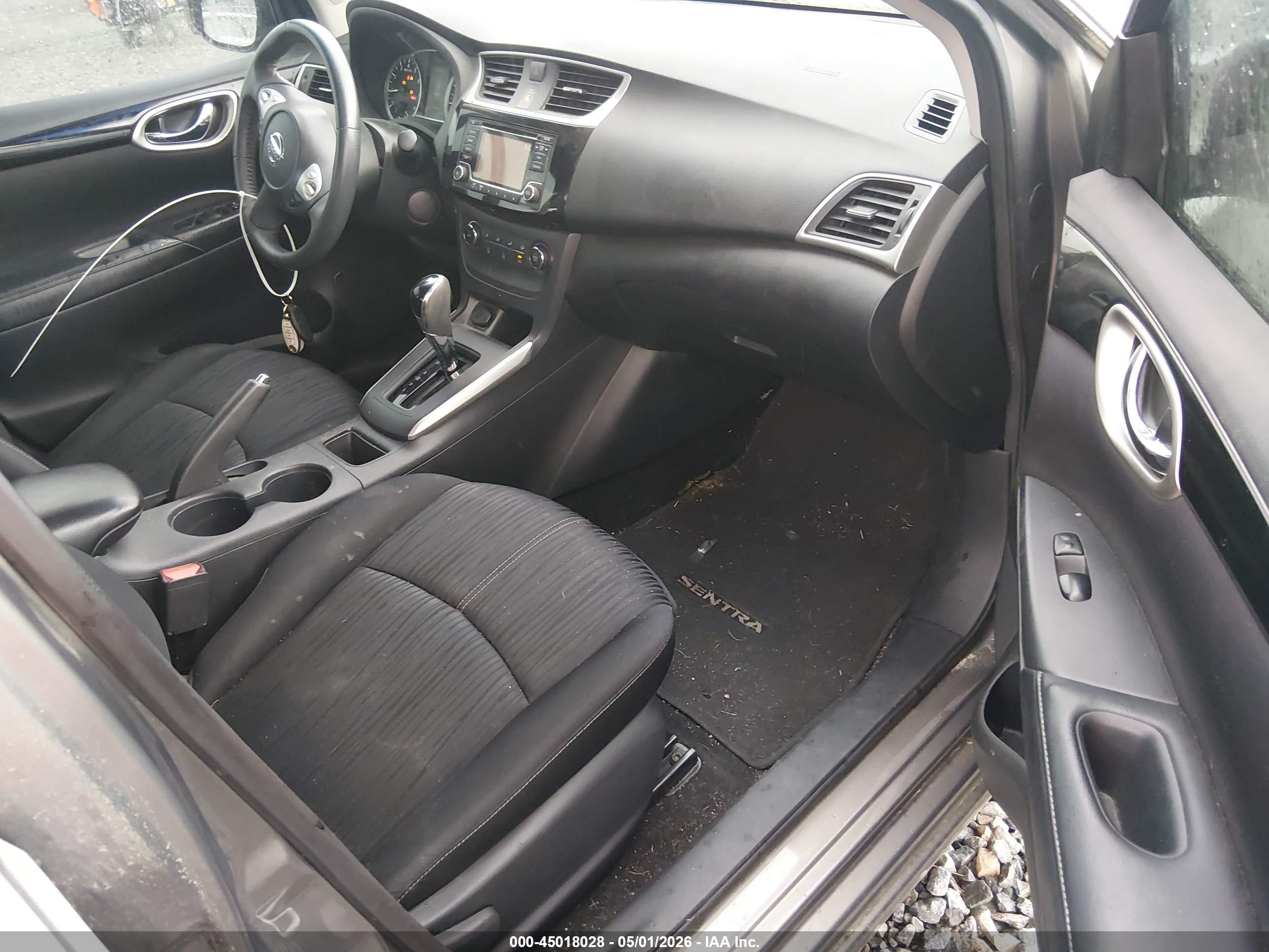 NISSAN SENTRA image 5