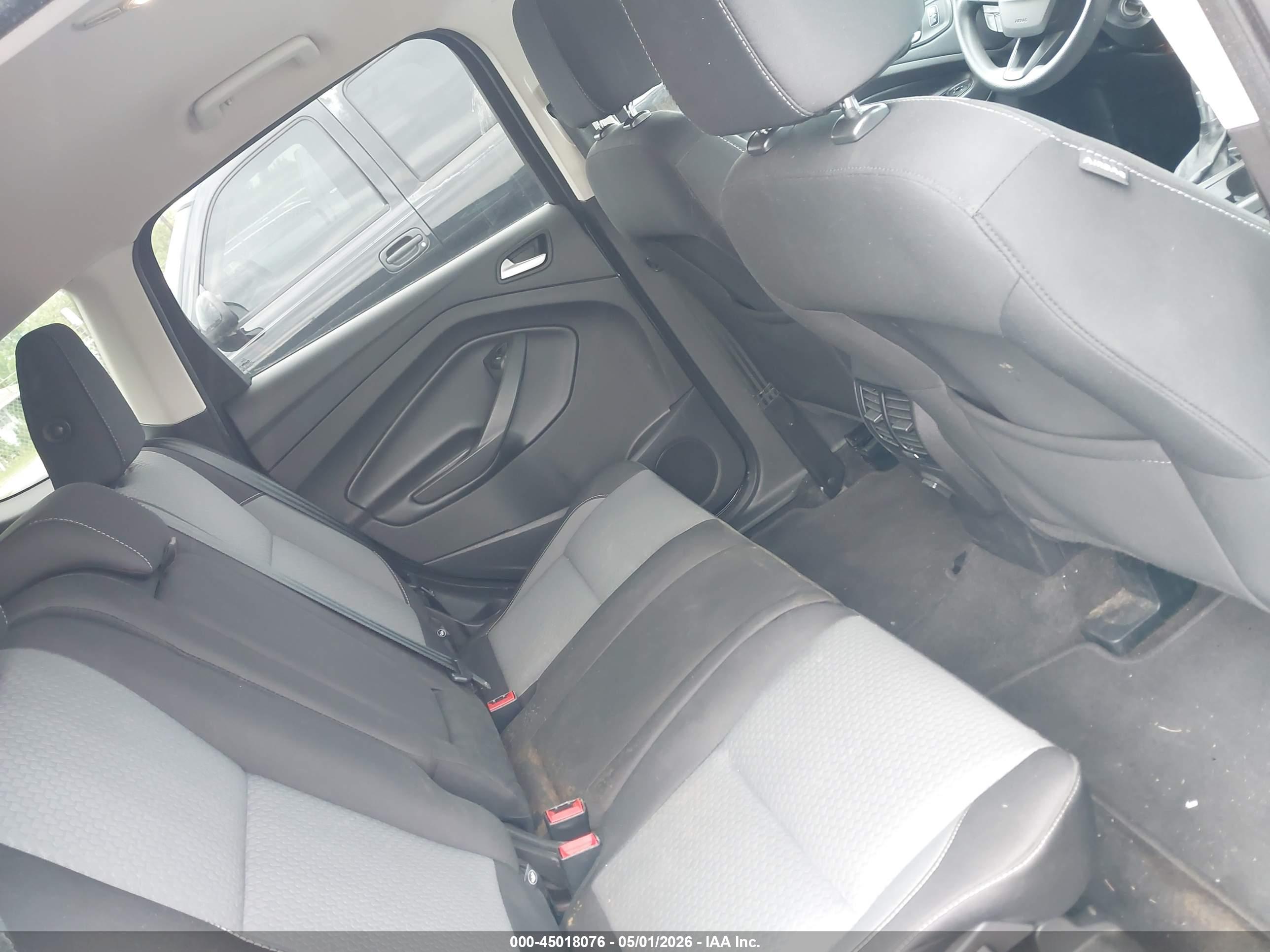FORD ESCAPE image 8