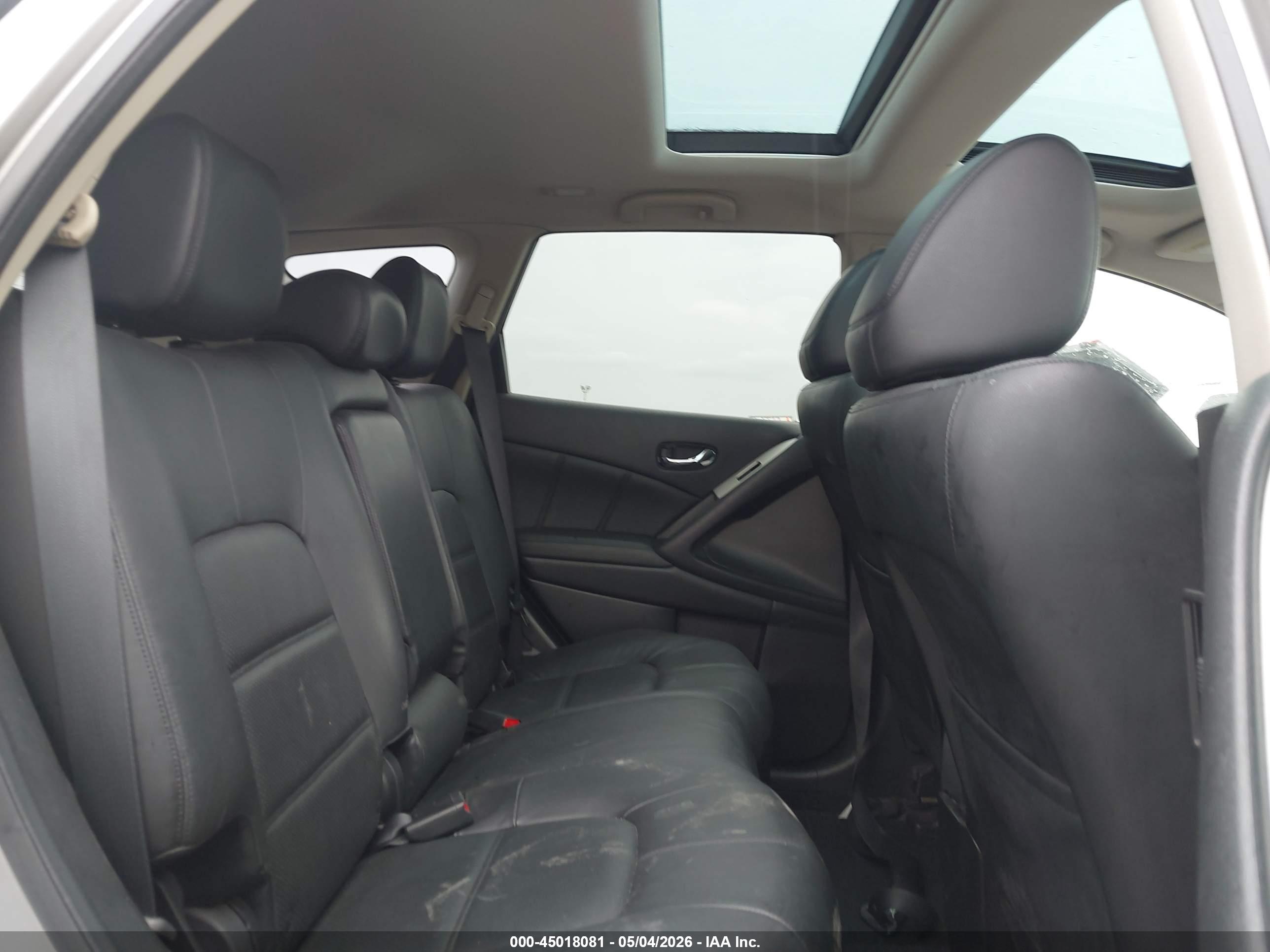 NISSAN MURANO image 8