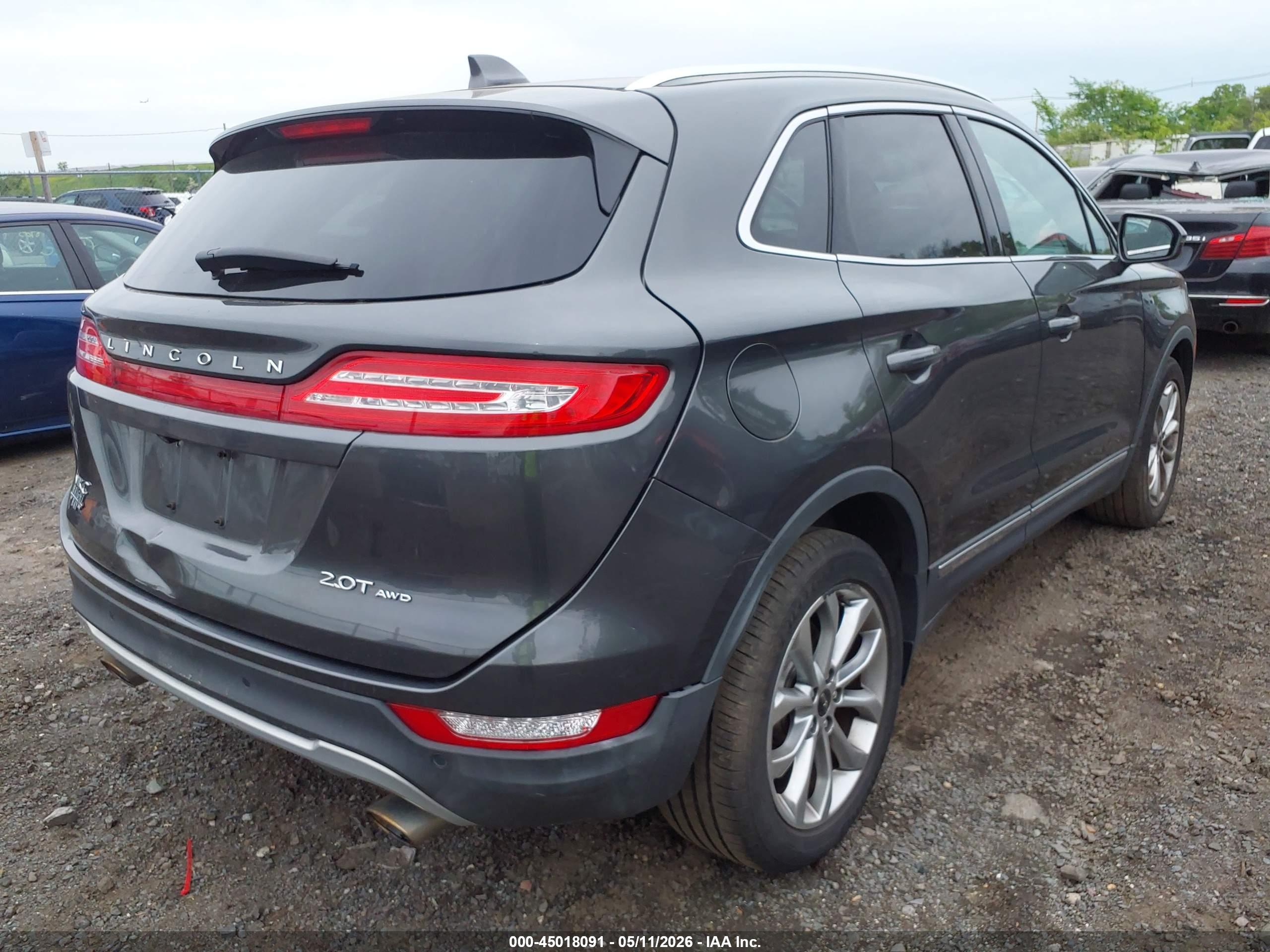 LINCOLN MKC image 6