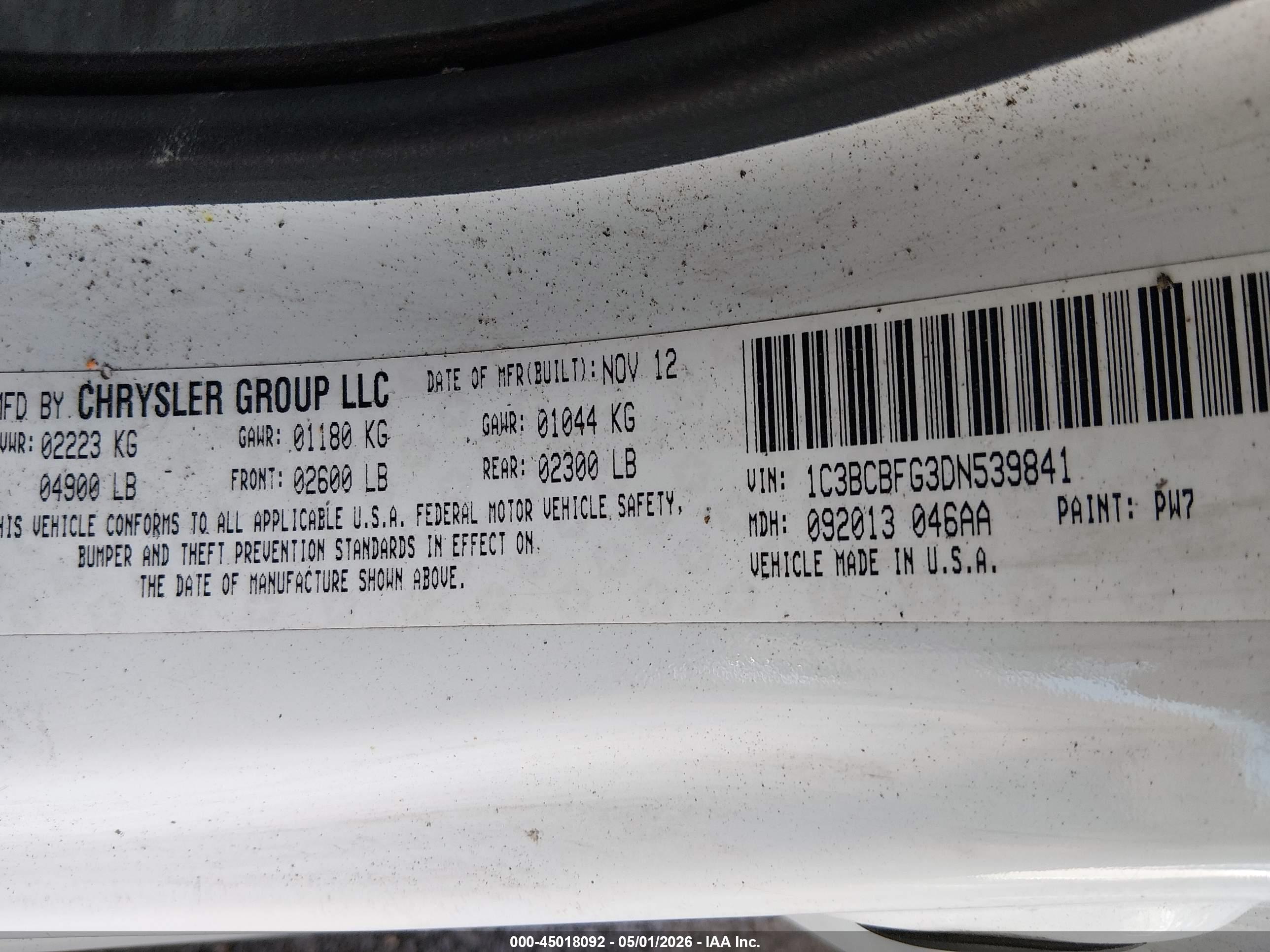 CHRYSLER 200 image 9