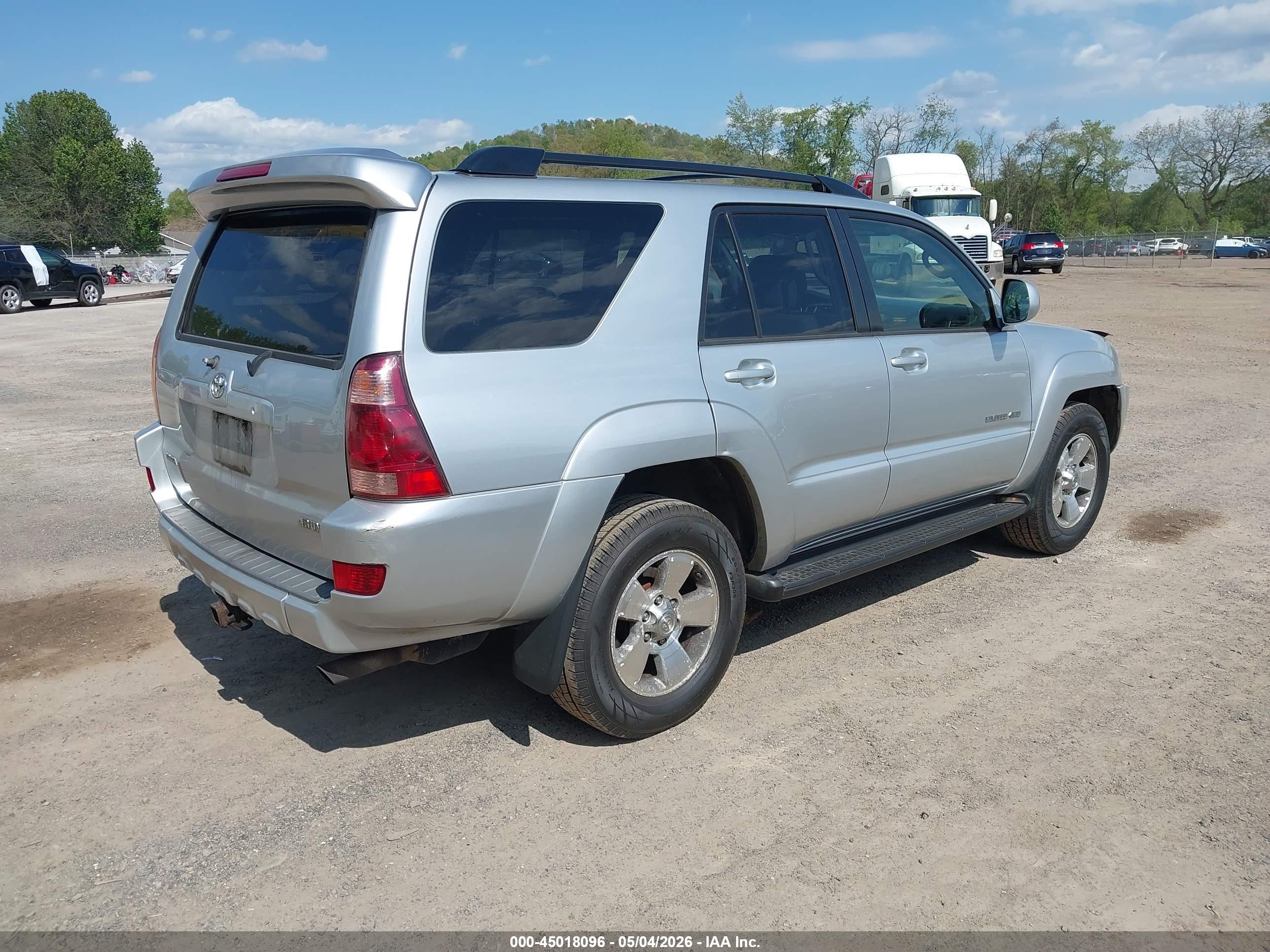 TOYOTA 4RUNNER image 4