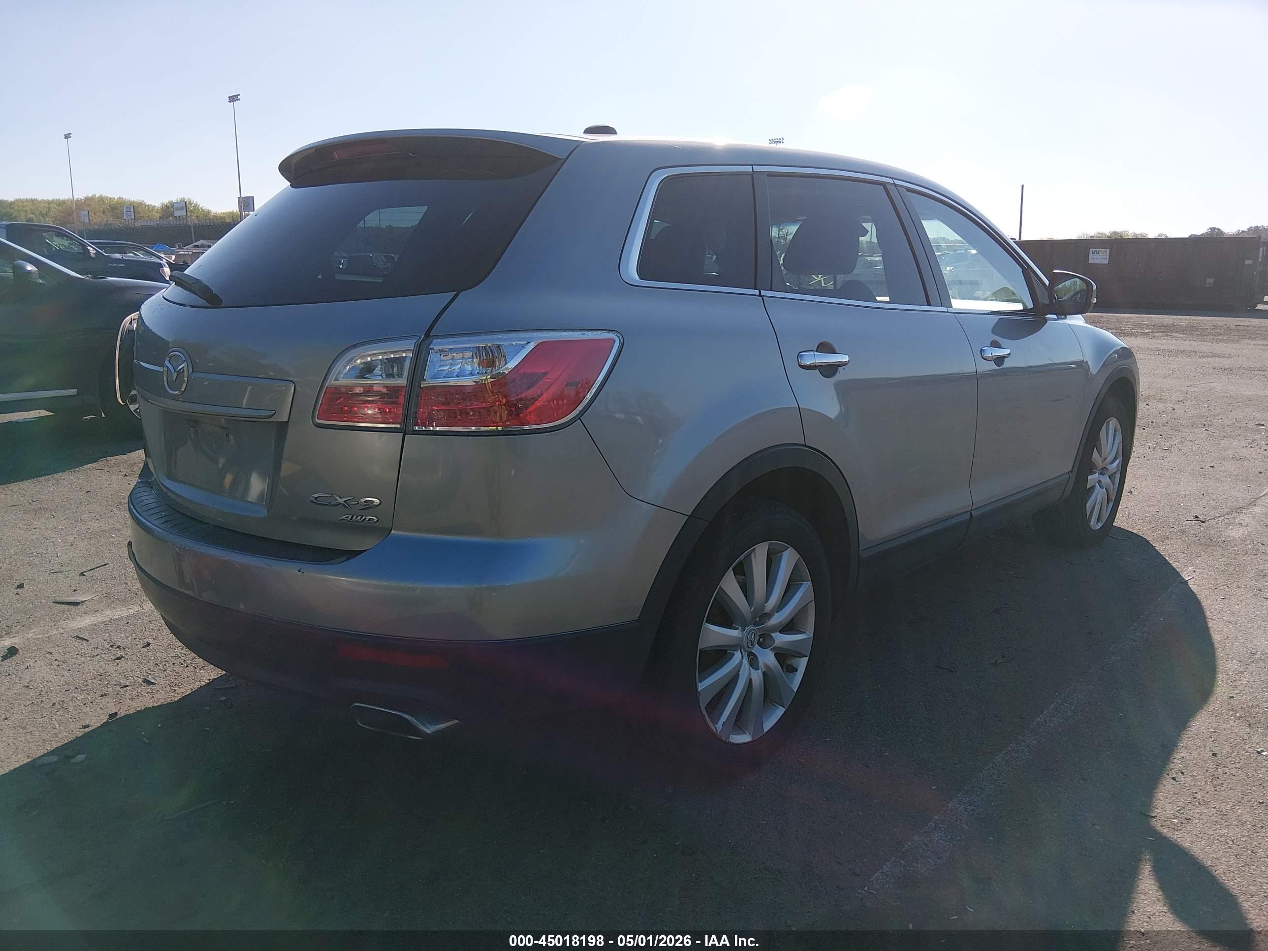 MAZDA CX-9 image 4