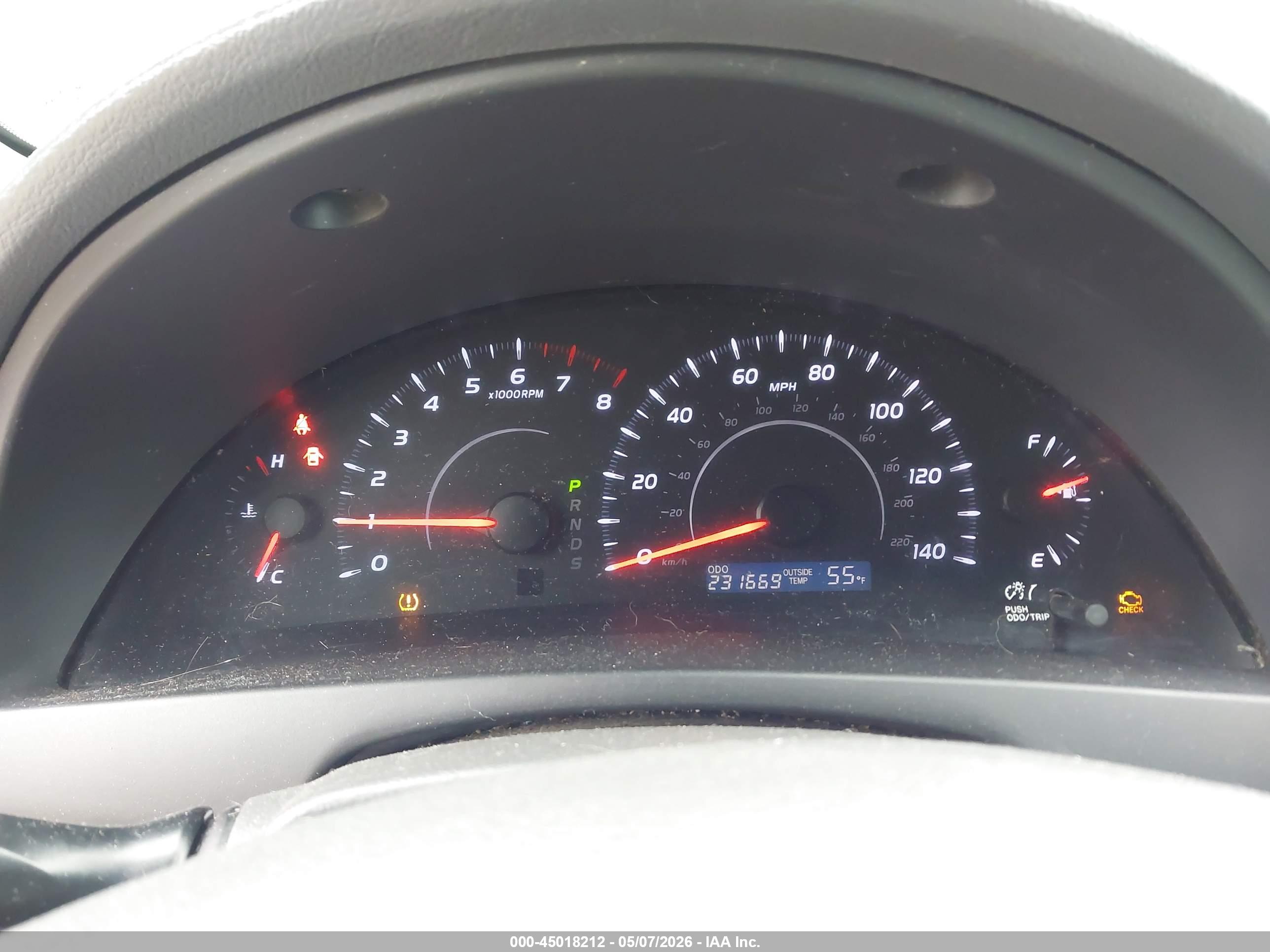 TOYOTA CAMRY image 7