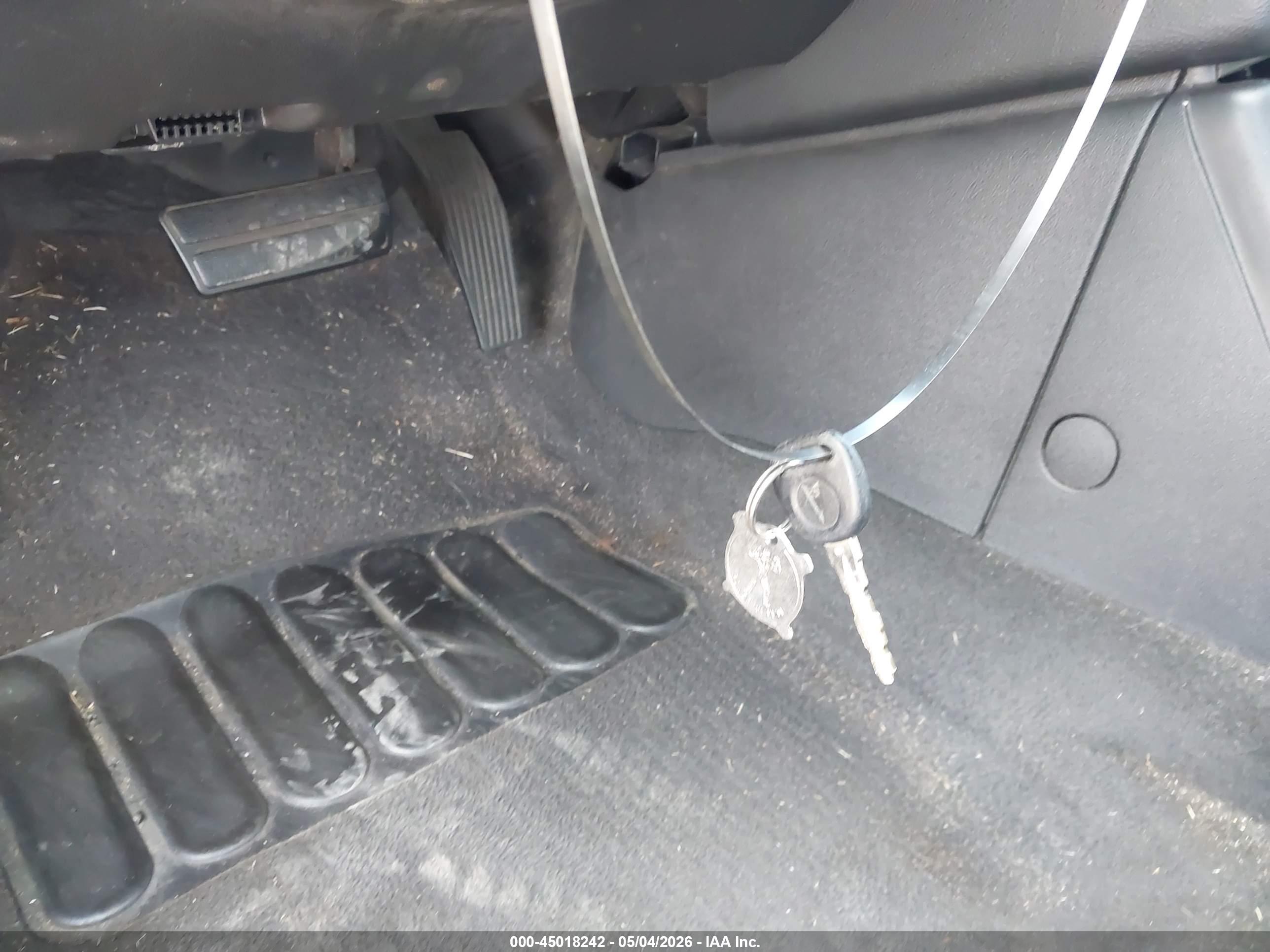PONTIAC G6 image 11