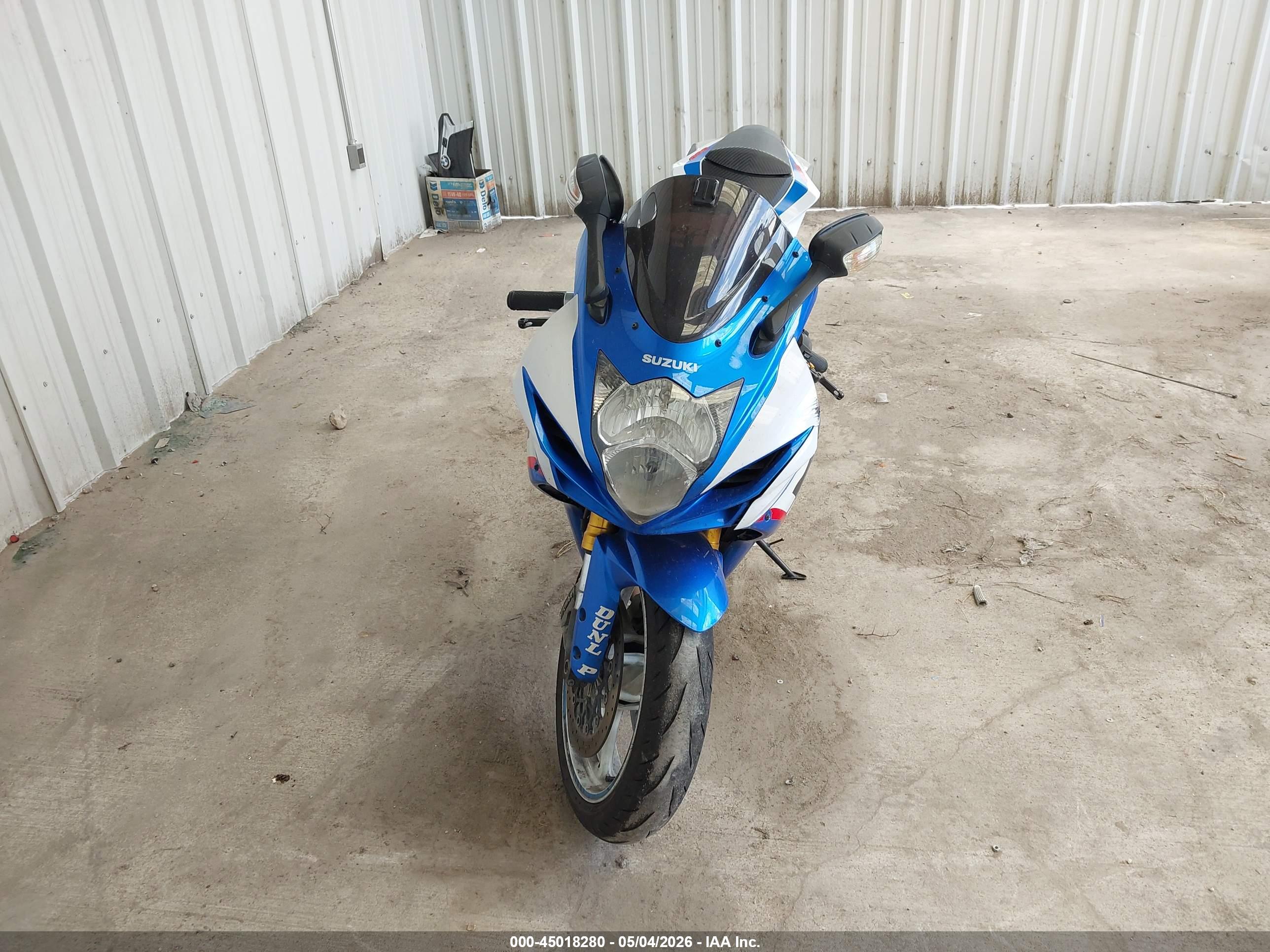 SUZUKI GSX-R600 image 5