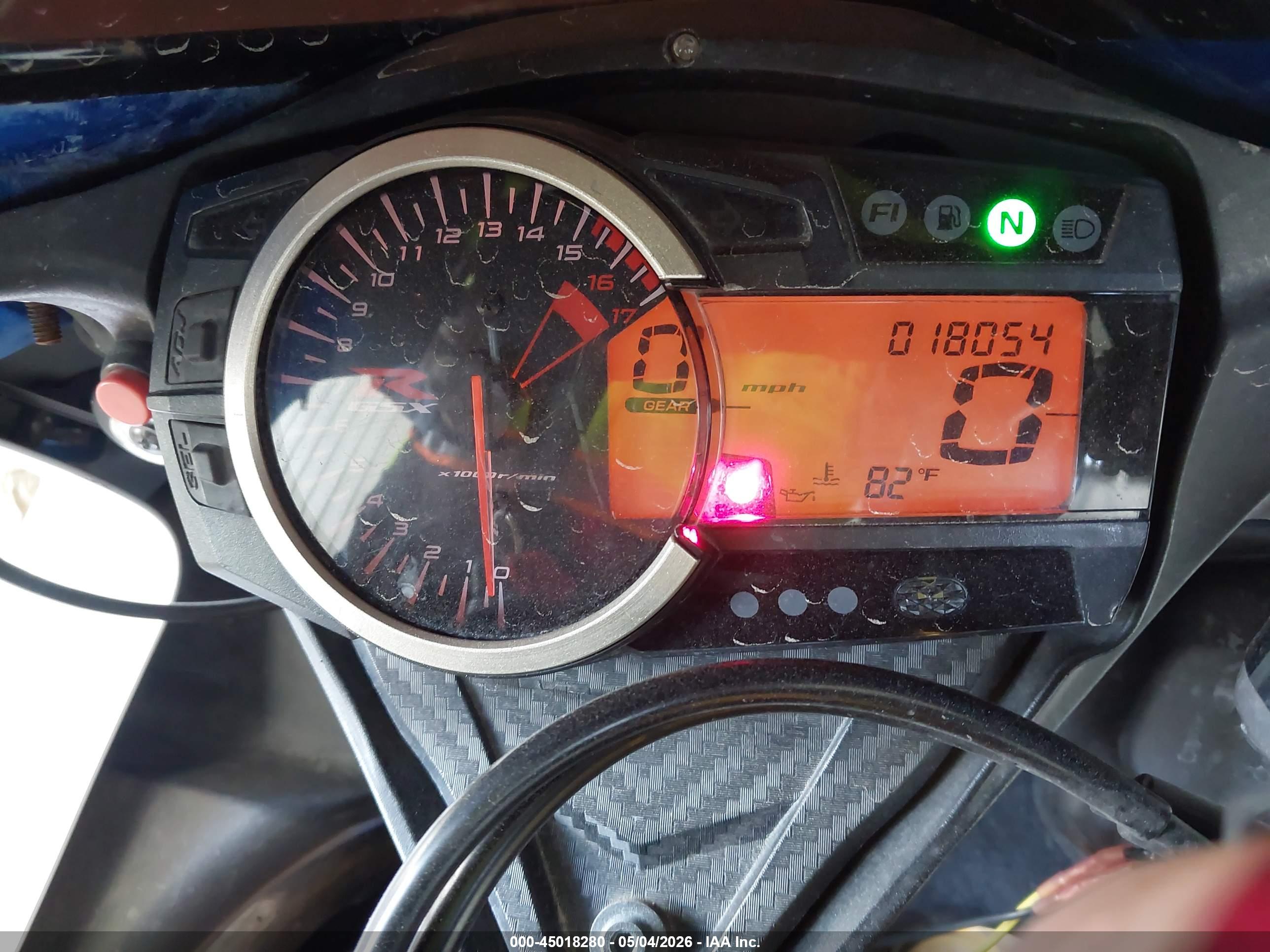 SUZUKI GSX-R600 image 7