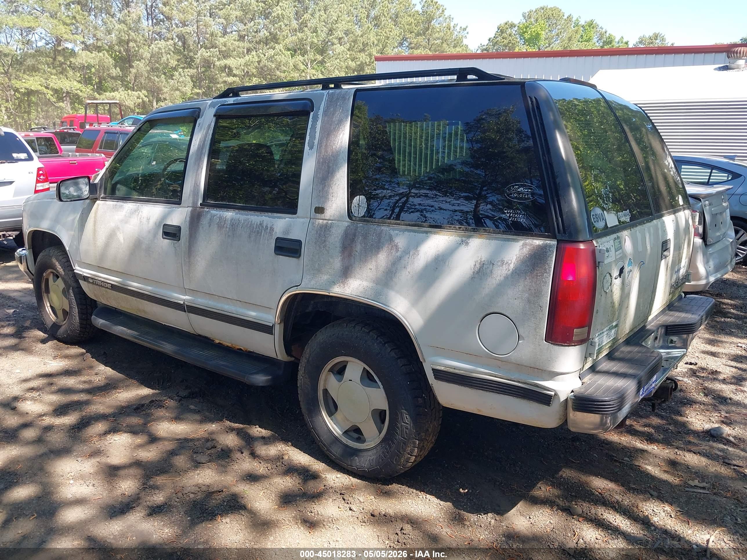 CHEVROLET TAHOE image 3