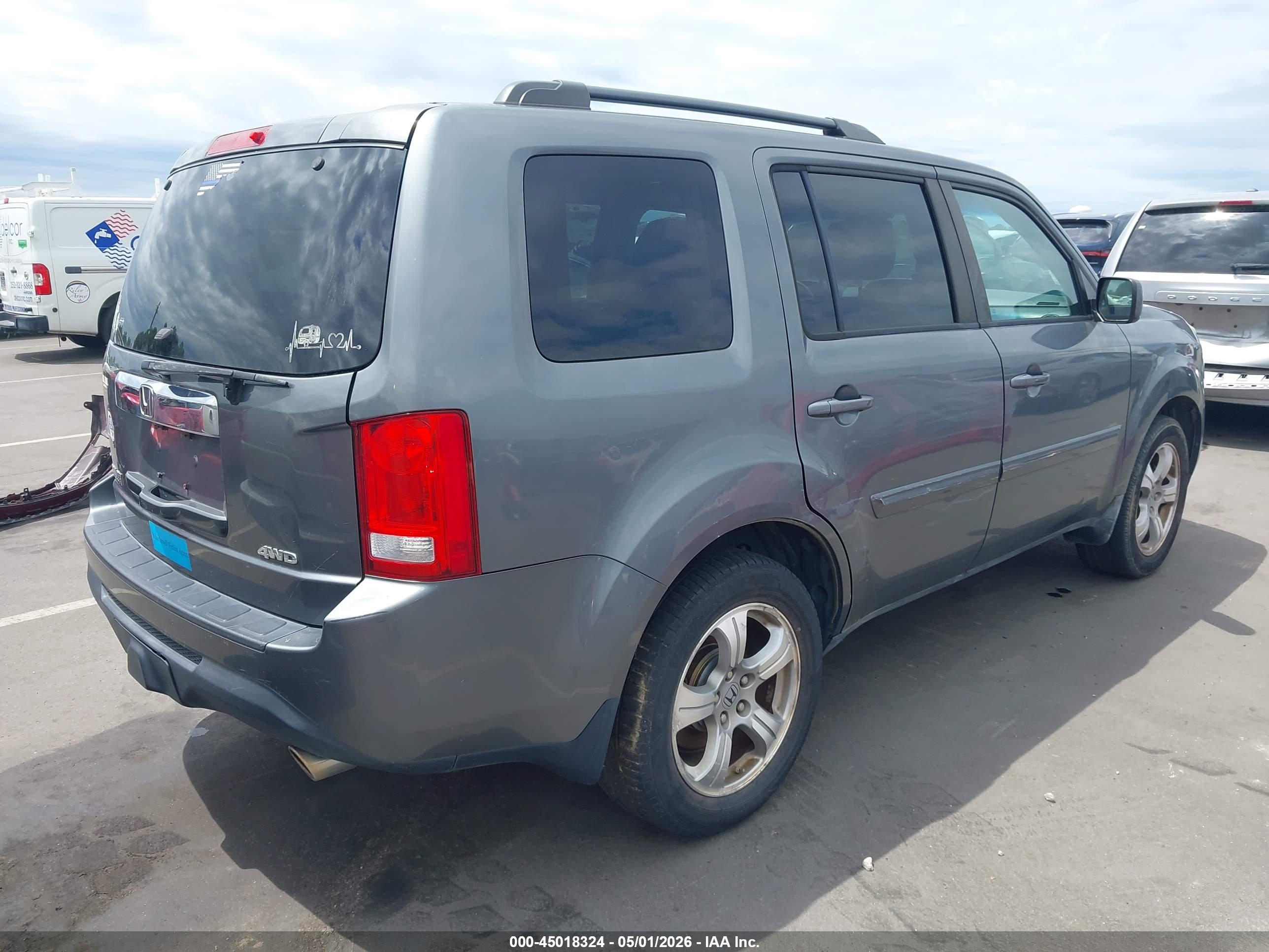 HONDA PILOT image 4
