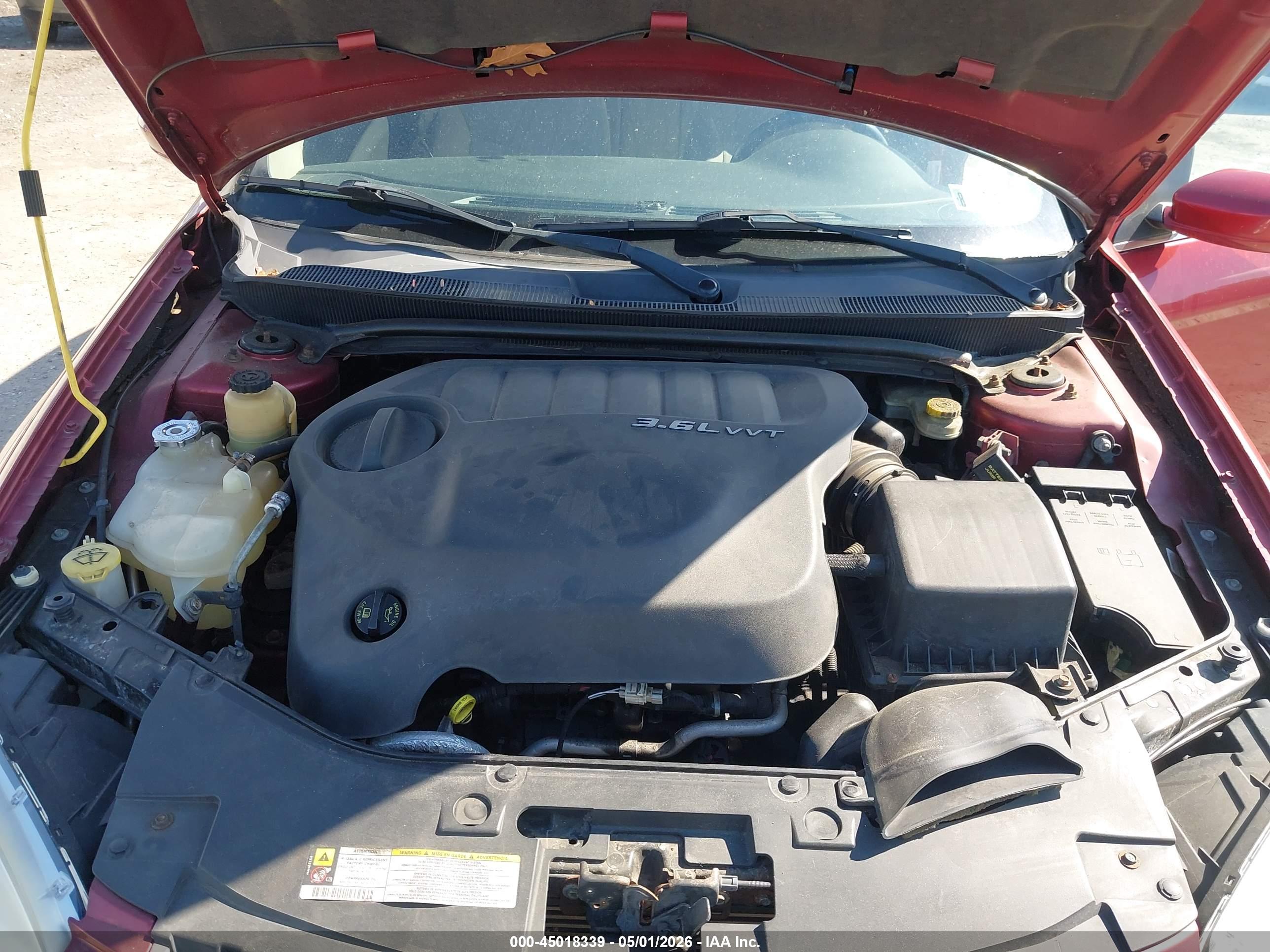 CHRYSLER 200 image 10