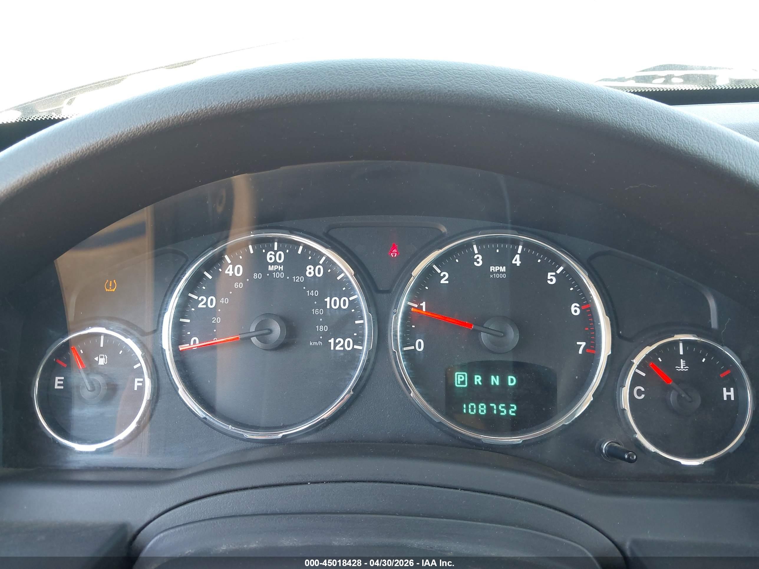 JEEP LIBERTY image 7