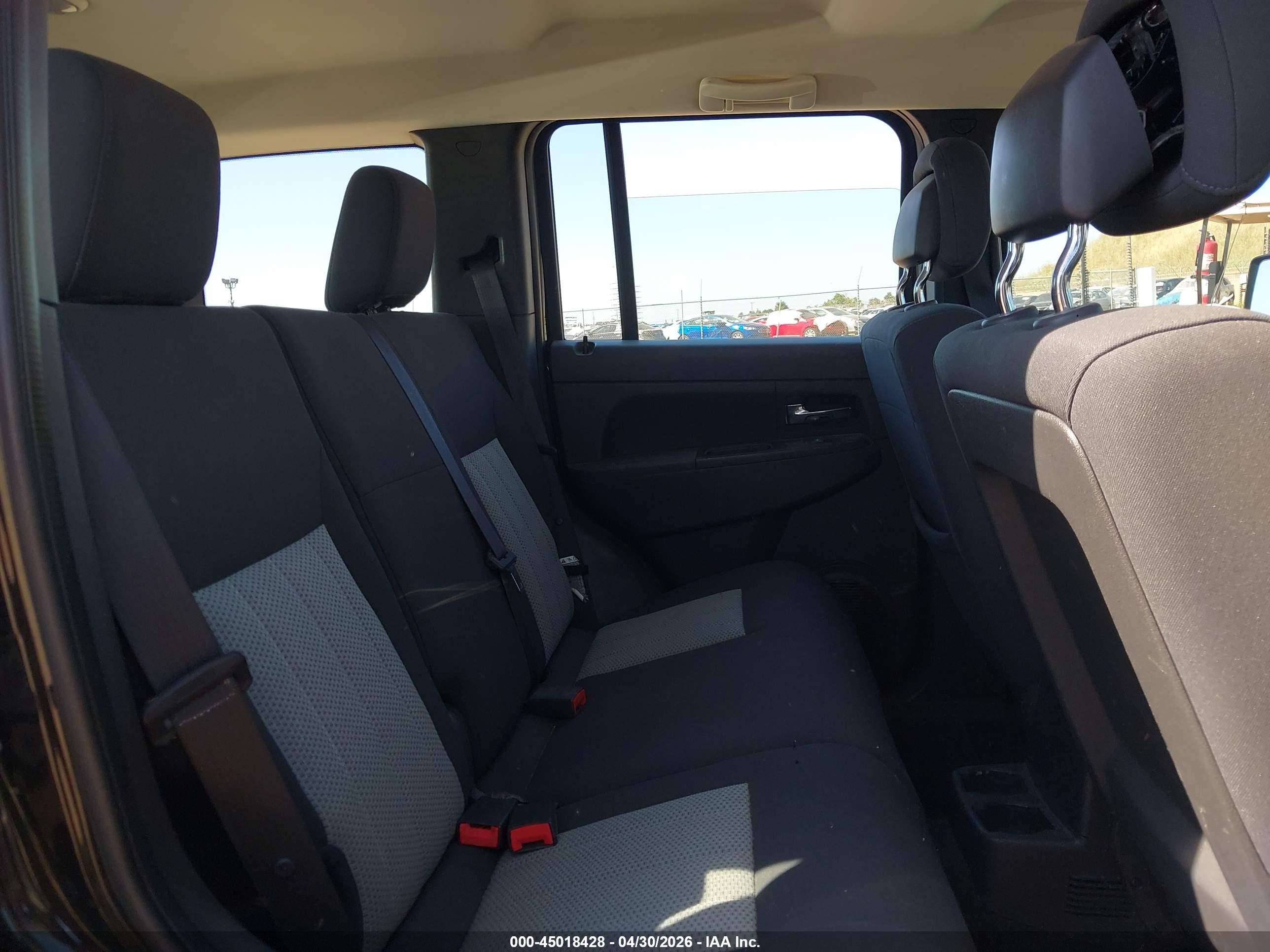 JEEP LIBERTY image 8