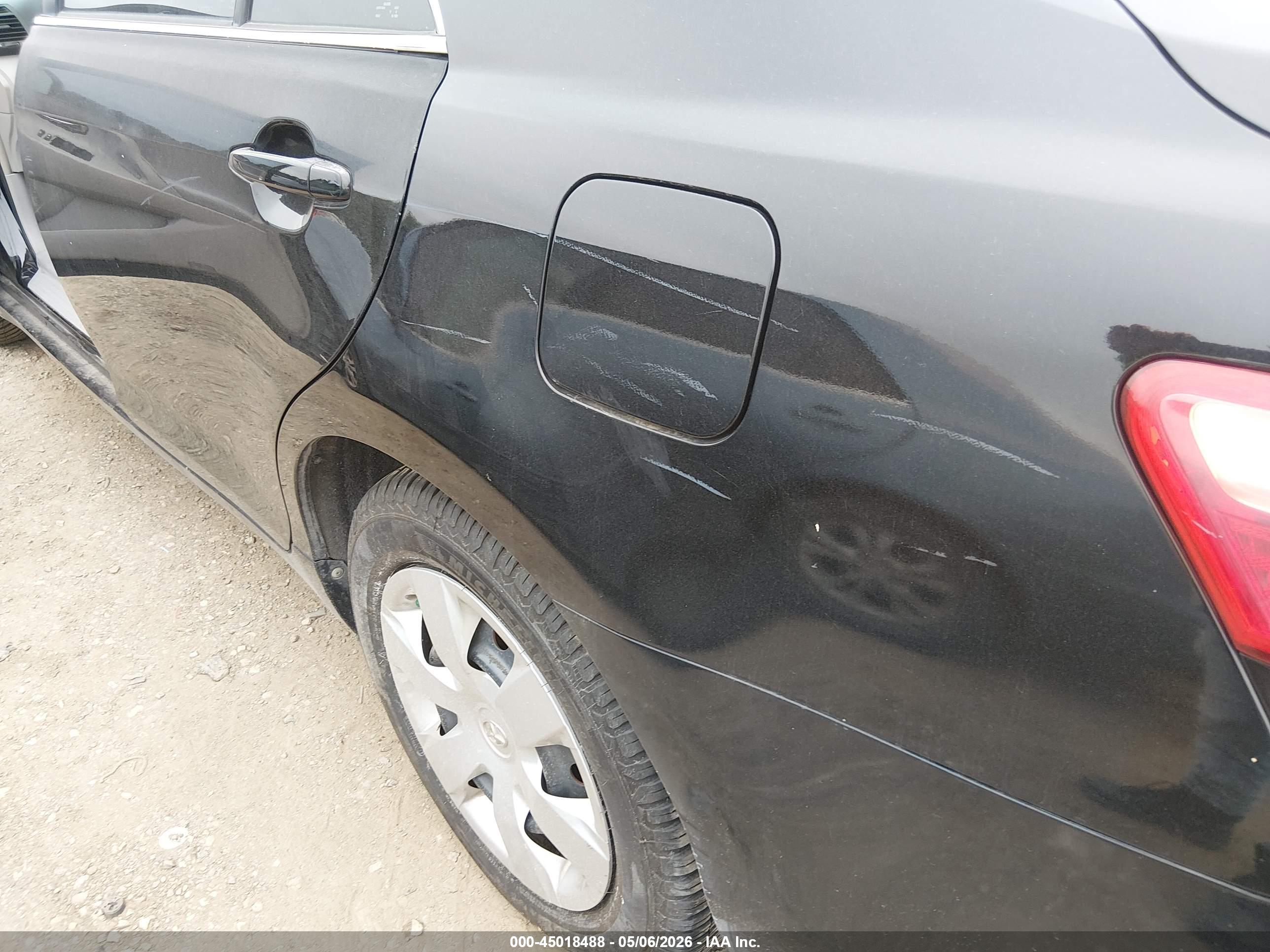 TOYOTA CAMRY image 6