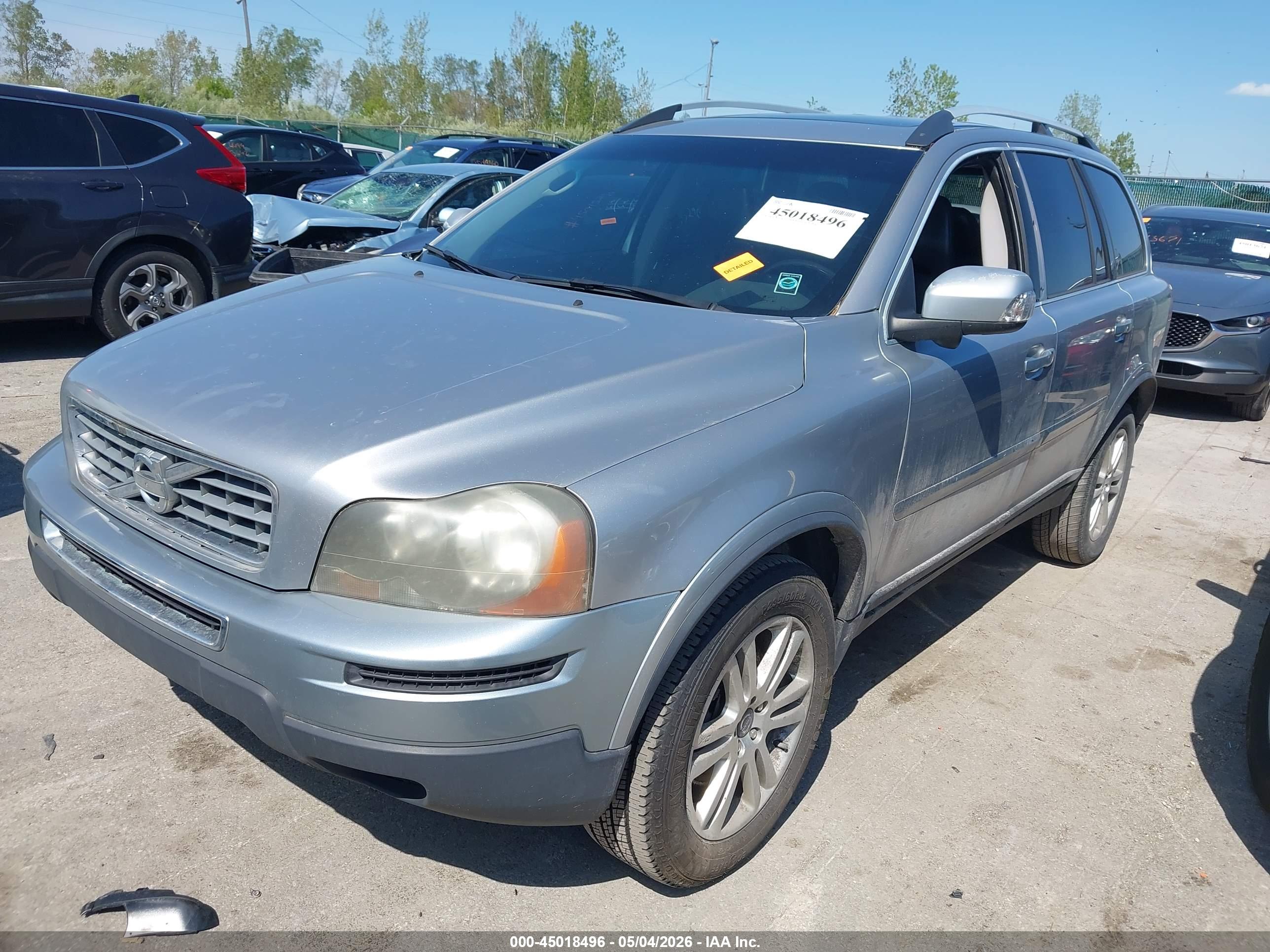 VOLVO XC90 image 2