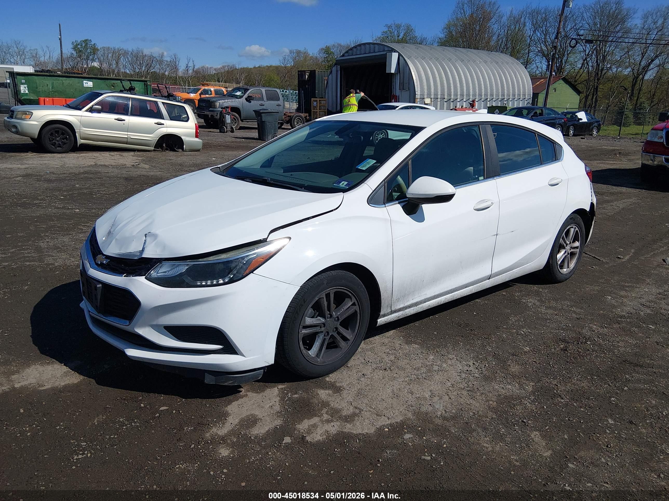 CHEVROLET CRUZE image 2