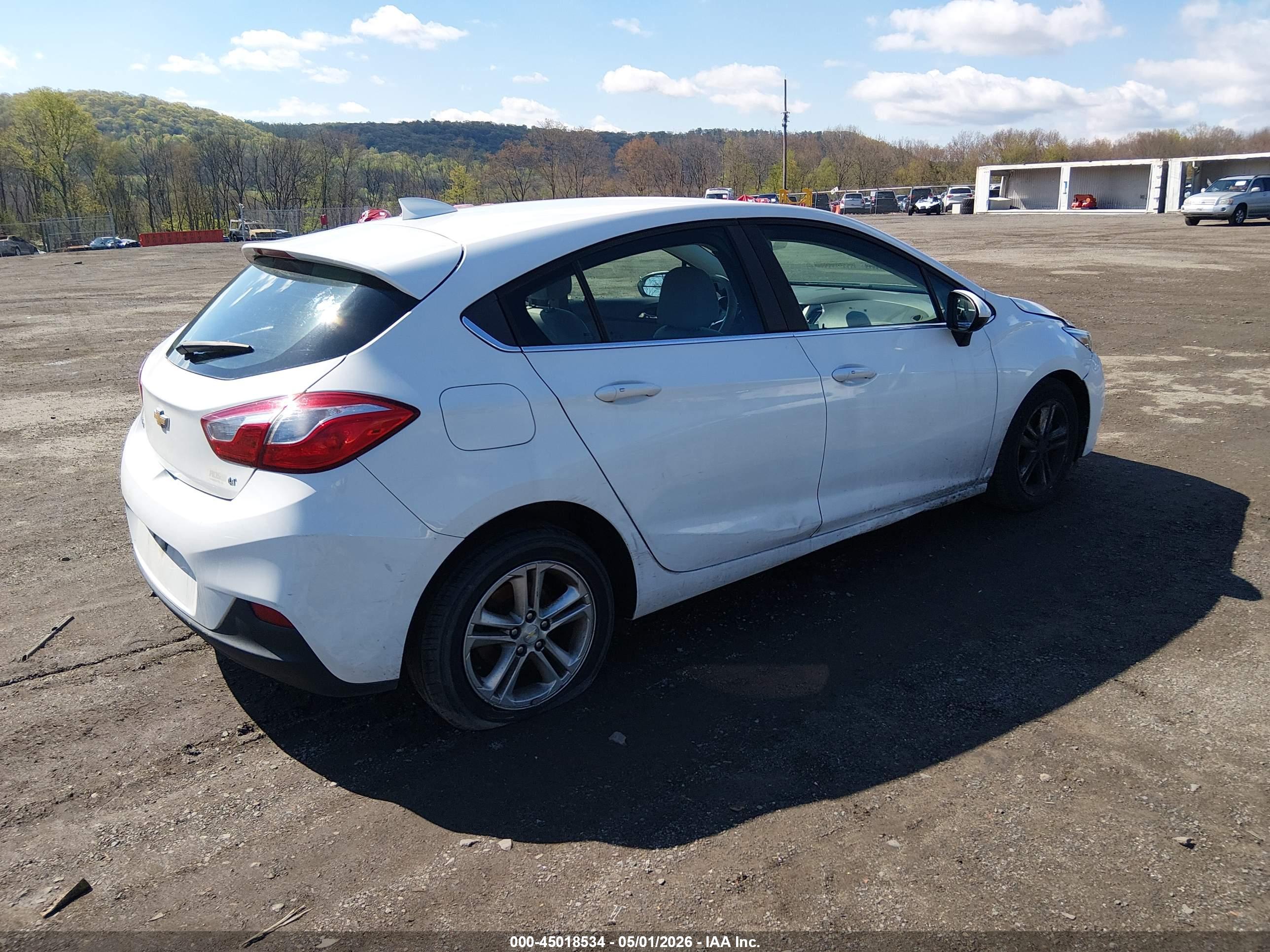CHEVROLET CRUZE image 4
