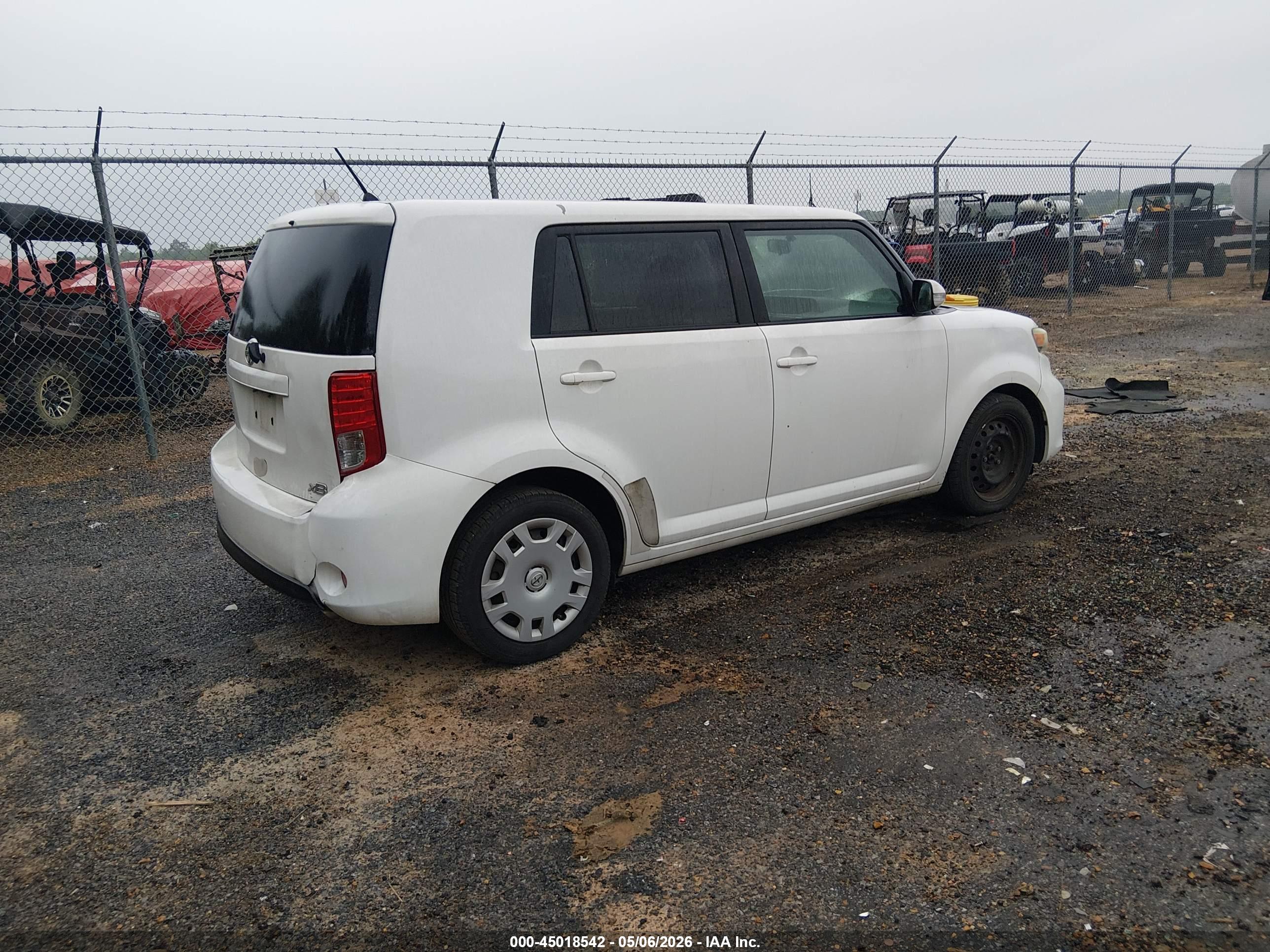 SCION XB image 4