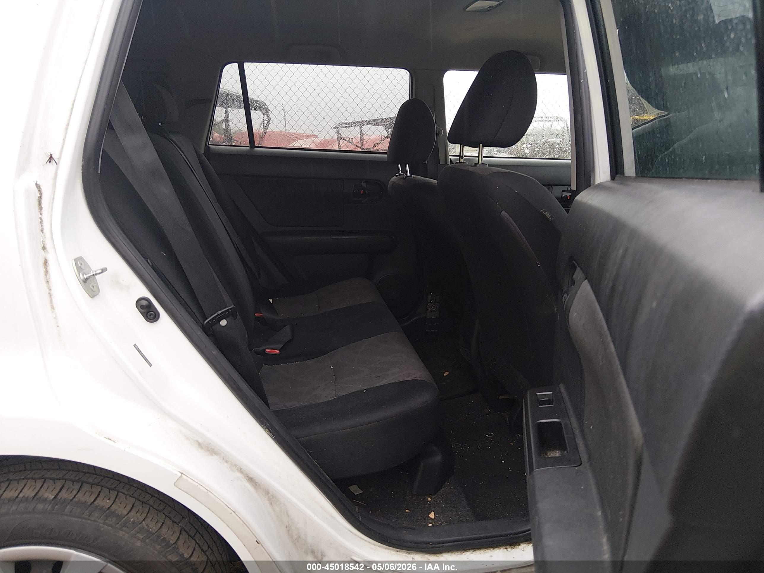 SCION XB image 8