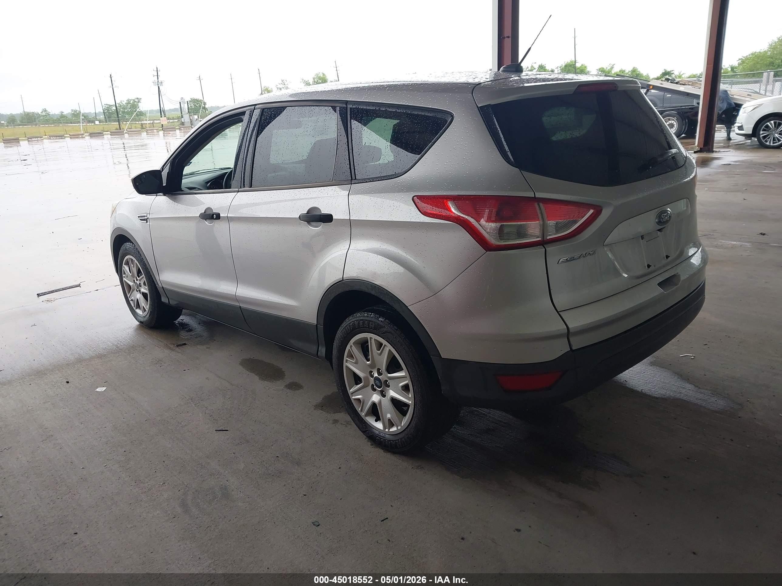FORD ESCAPE image 3