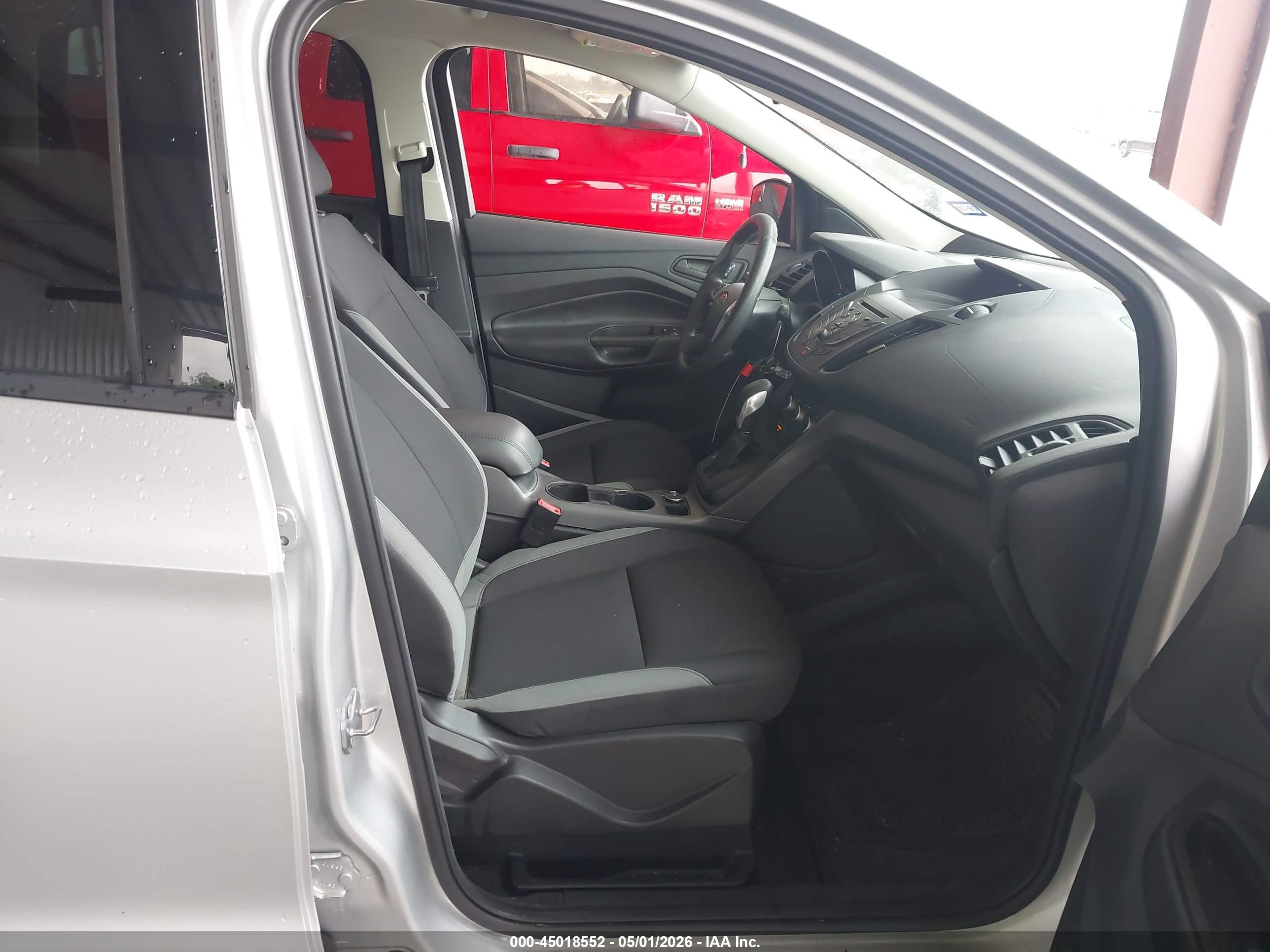 FORD ESCAPE image 5