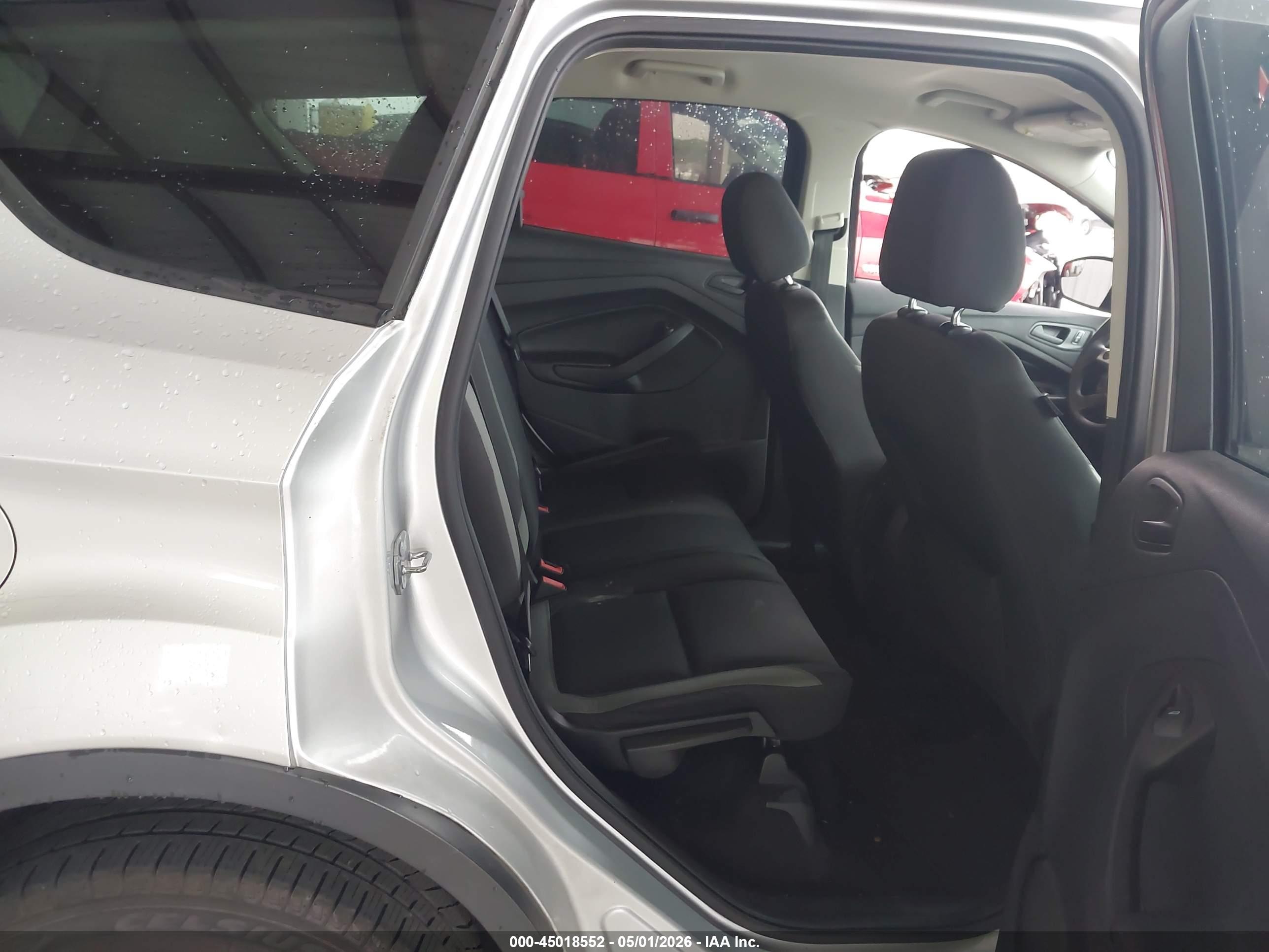 FORD ESCAPE image 8