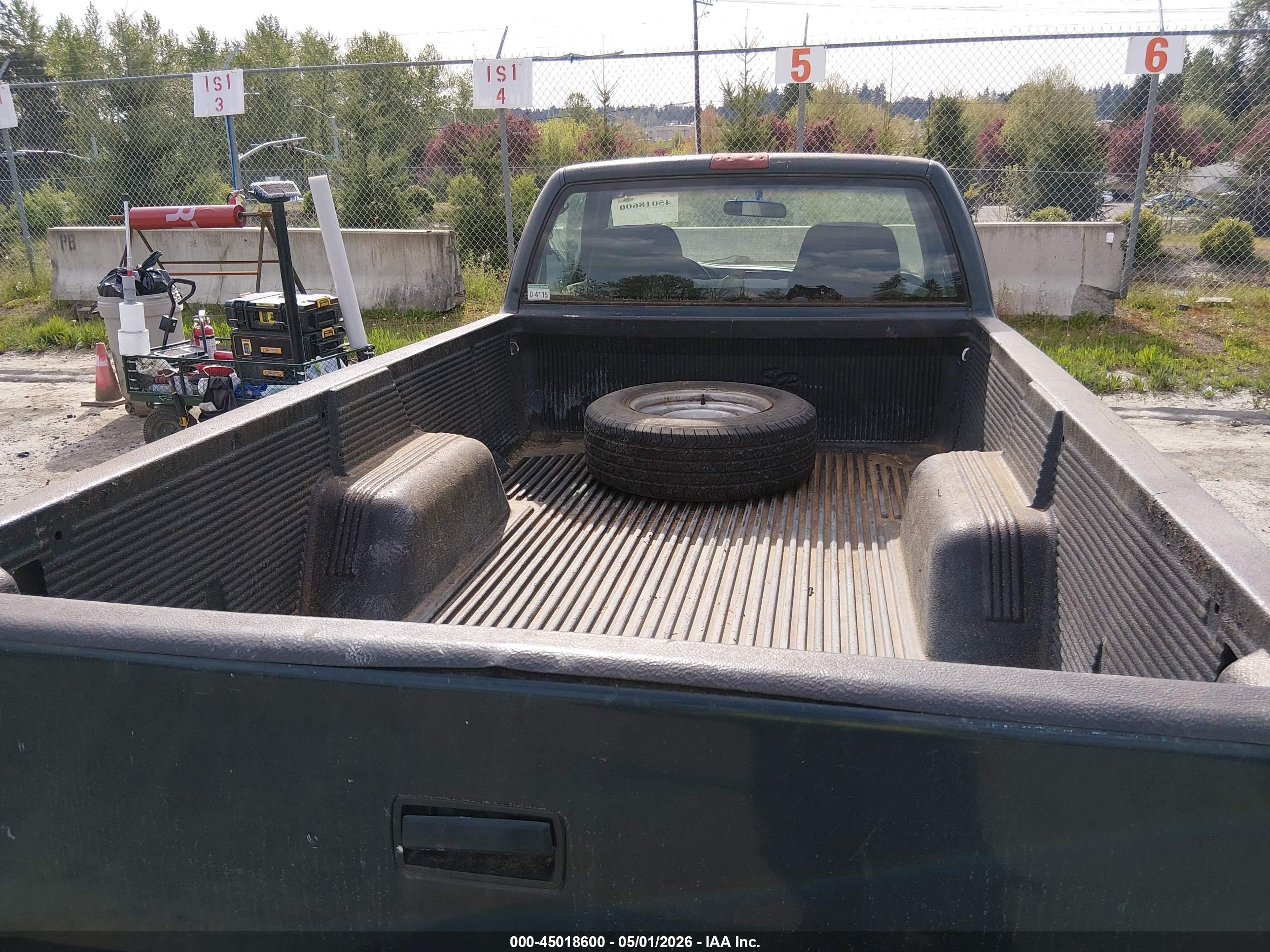 CHEVROLET S-10 image 8