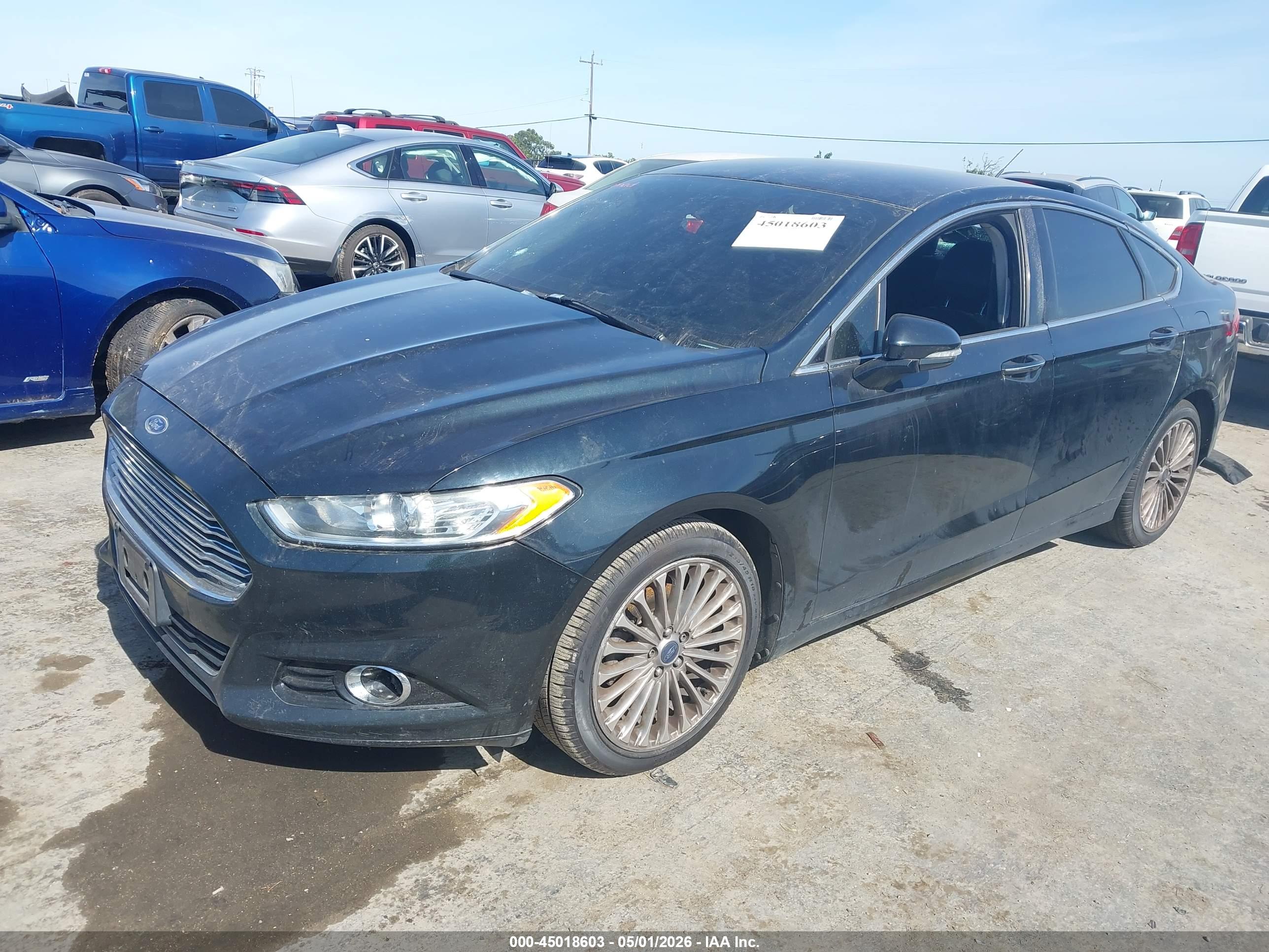FORD FUSION image 2