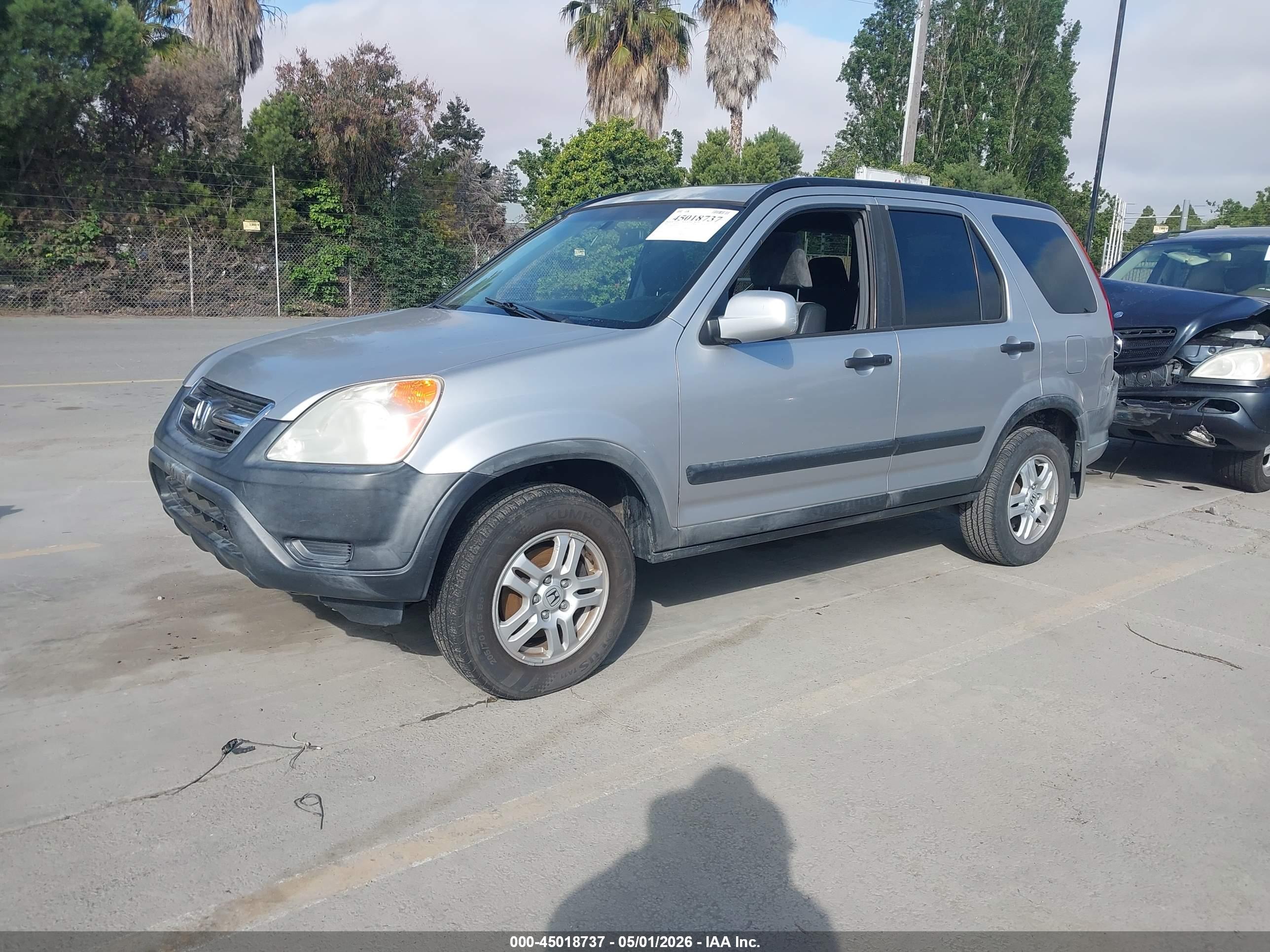 HONDA CR-V image 2