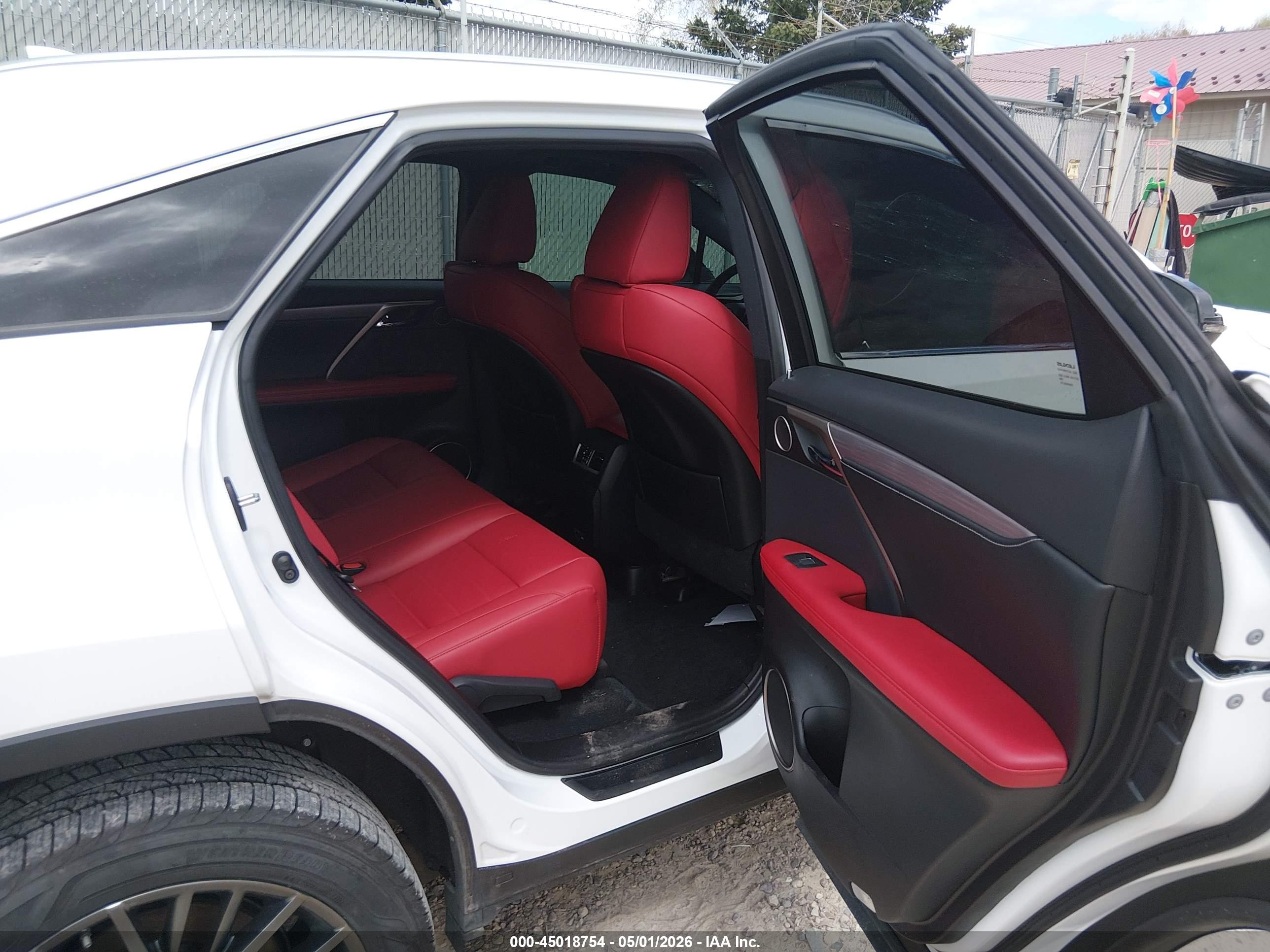 LEXUS RX image 8
