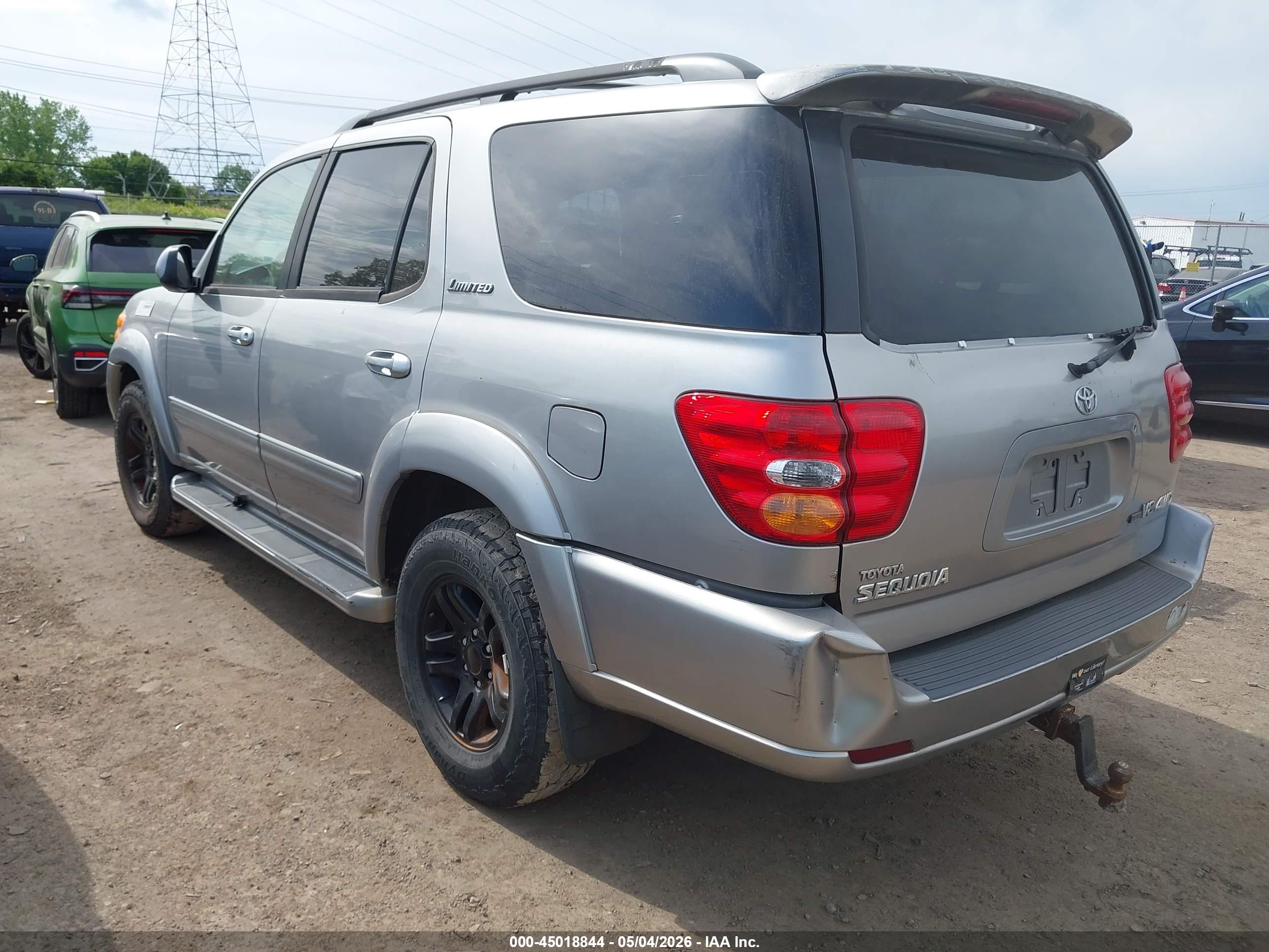 TOYOTA SEQUOIA image 3