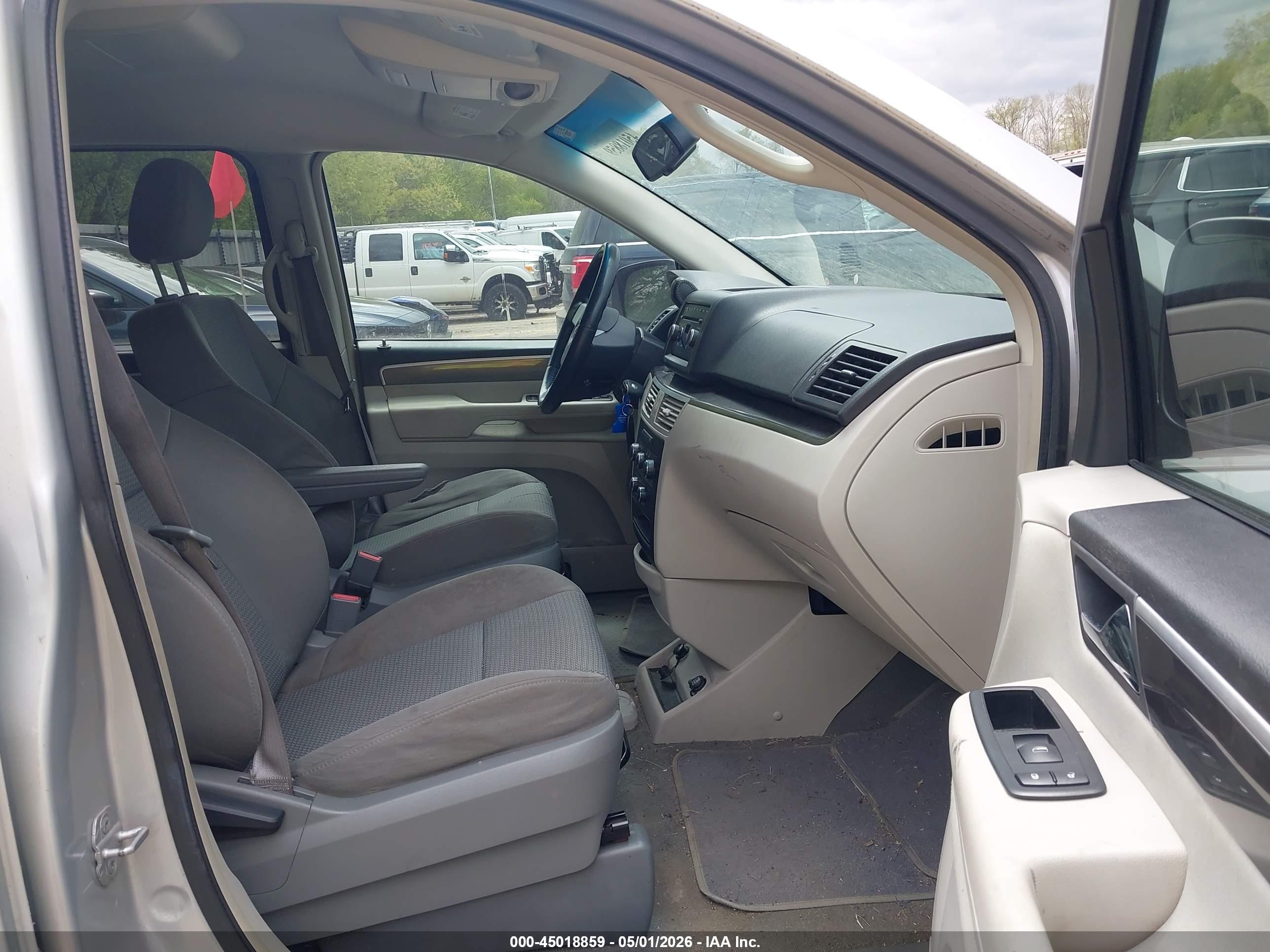 VOLKSWAGEN ROUTAN image 5