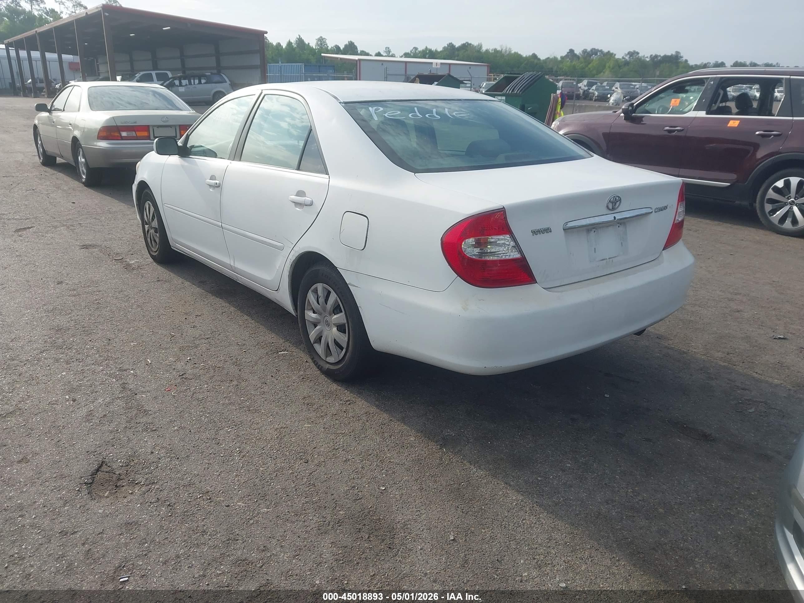 TOYOTA CAMRY image 3