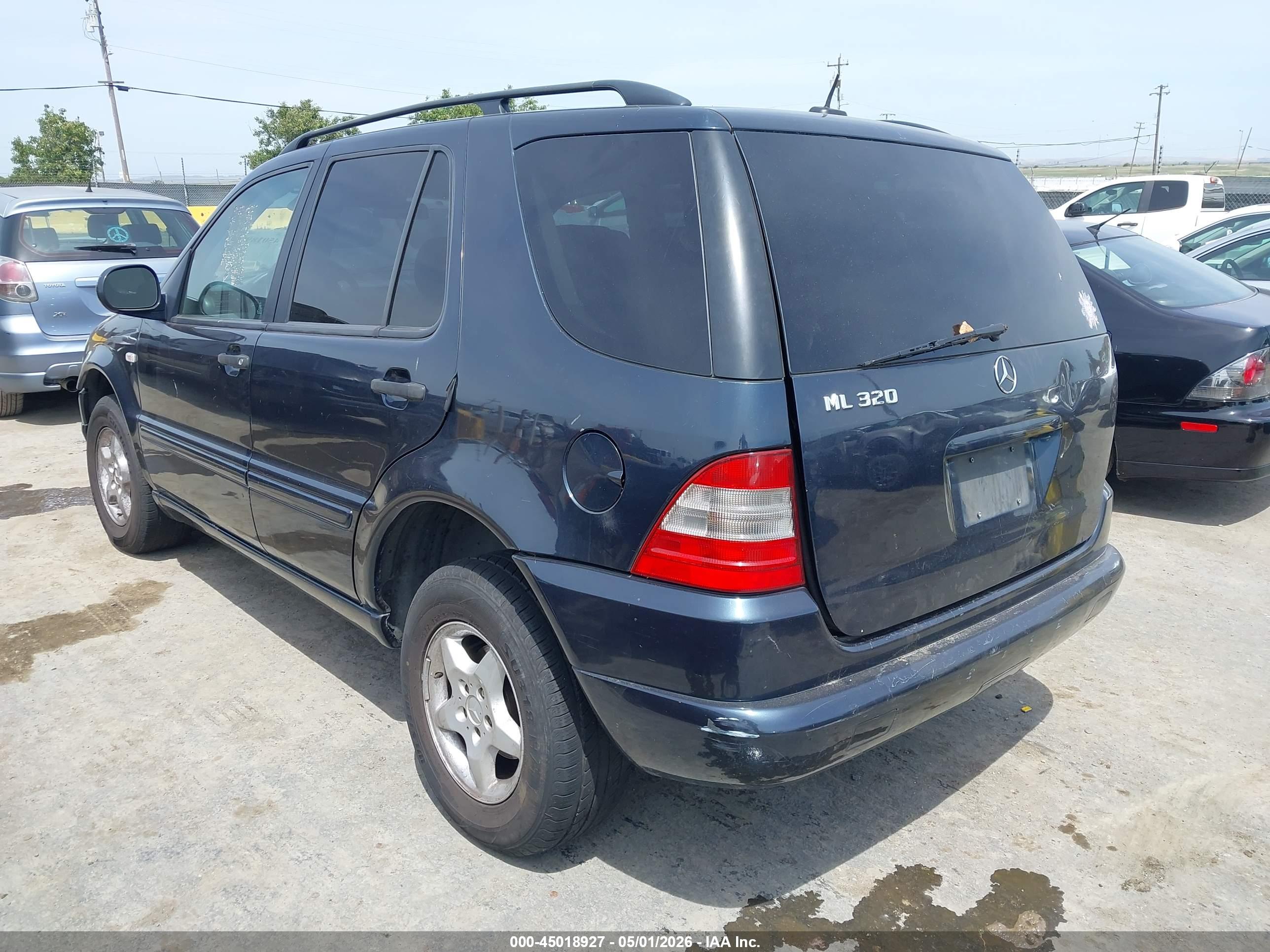 MERCEDES-BENZ ML image 3
