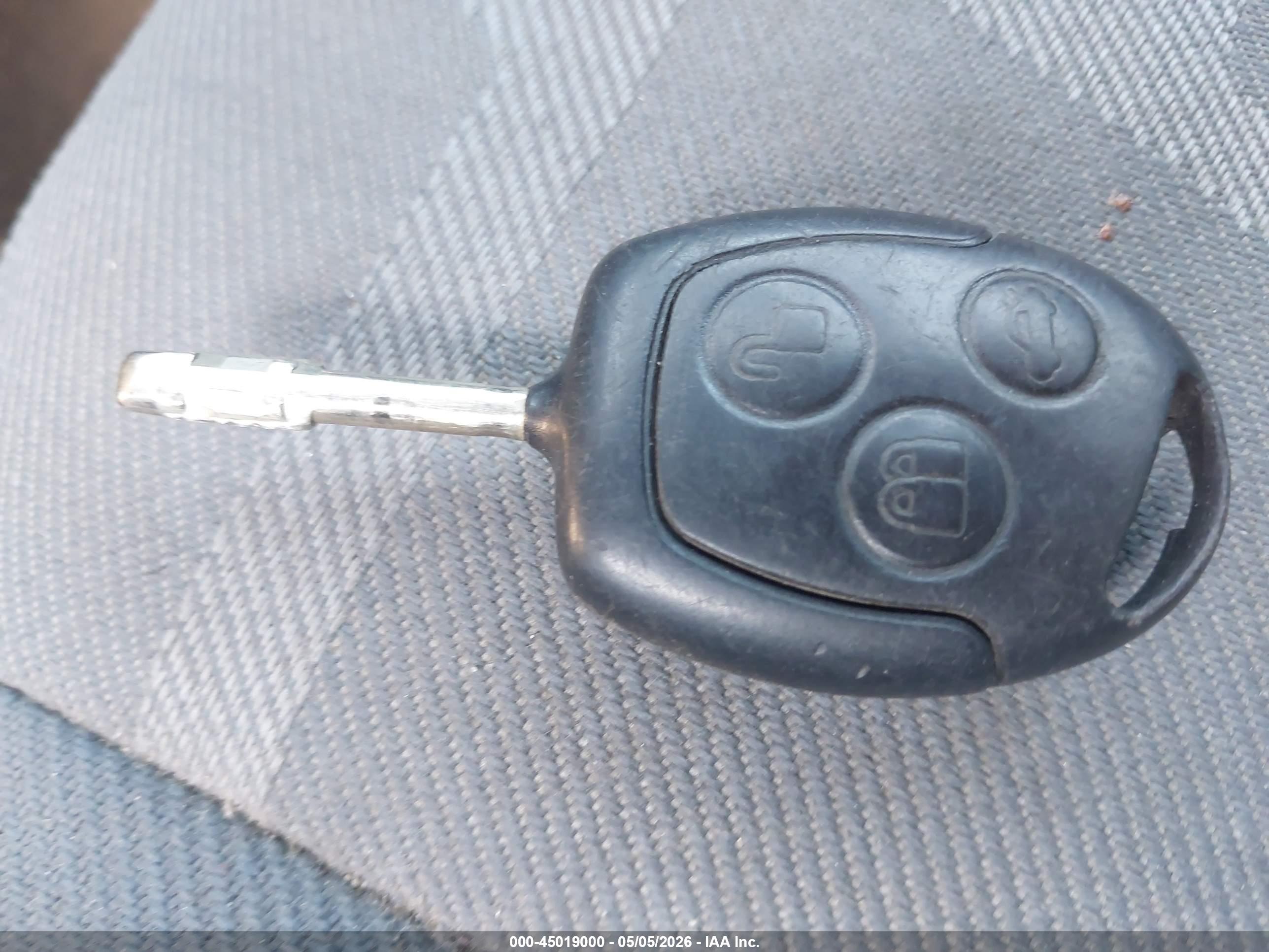 FORD TRANSIT image 11