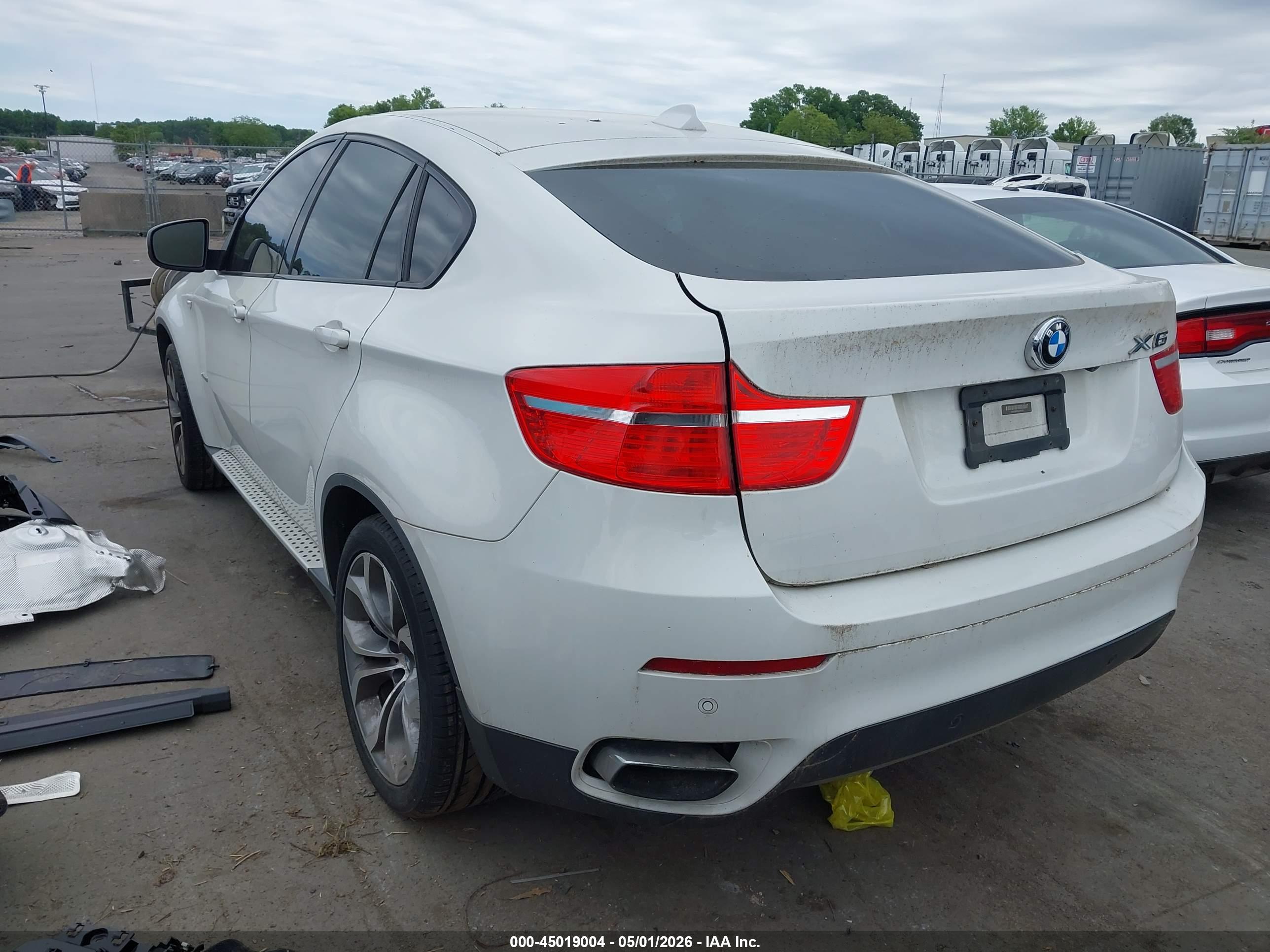 BMW X6 image 3