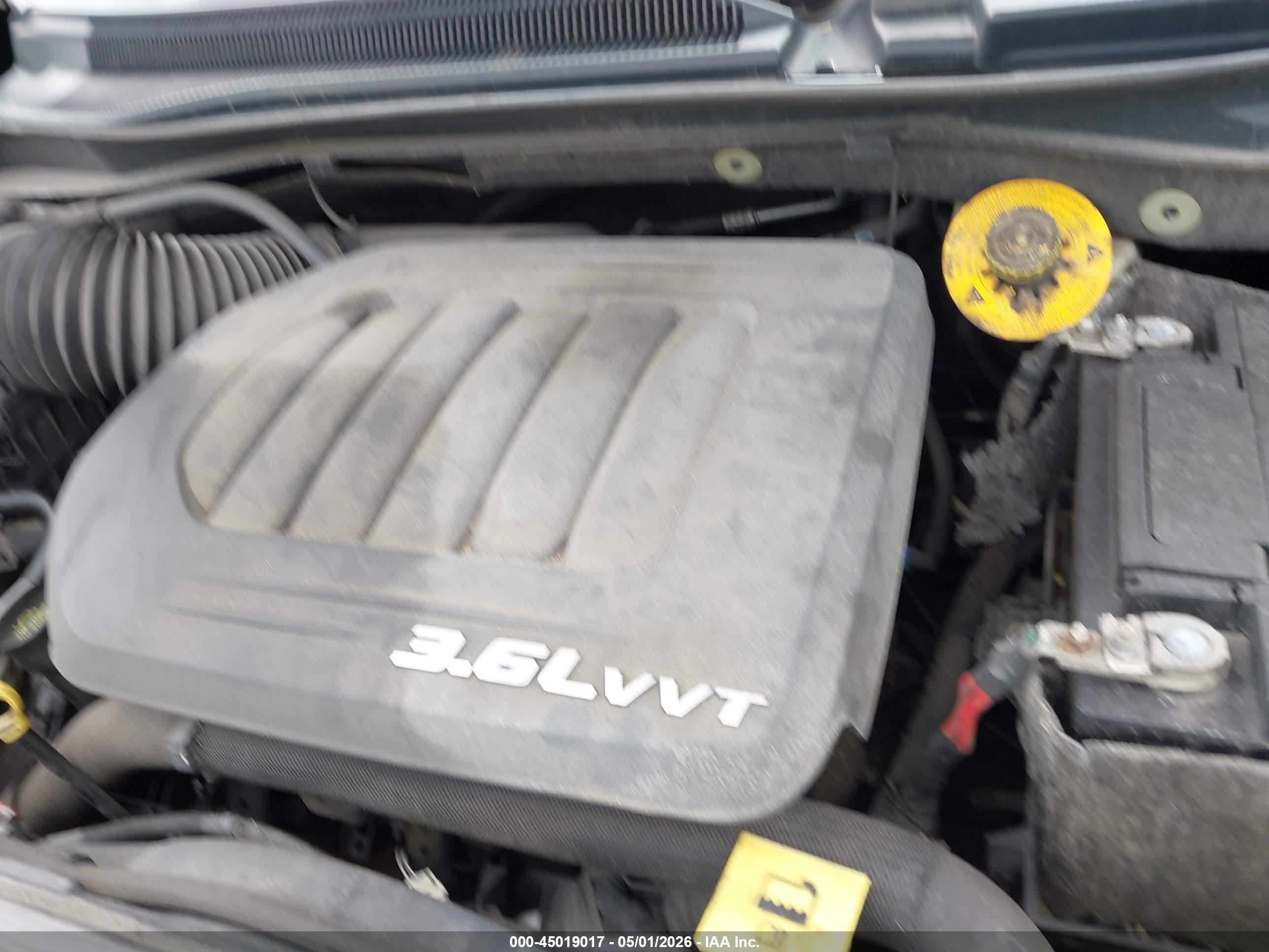 CHRYSLER TOWN image 10