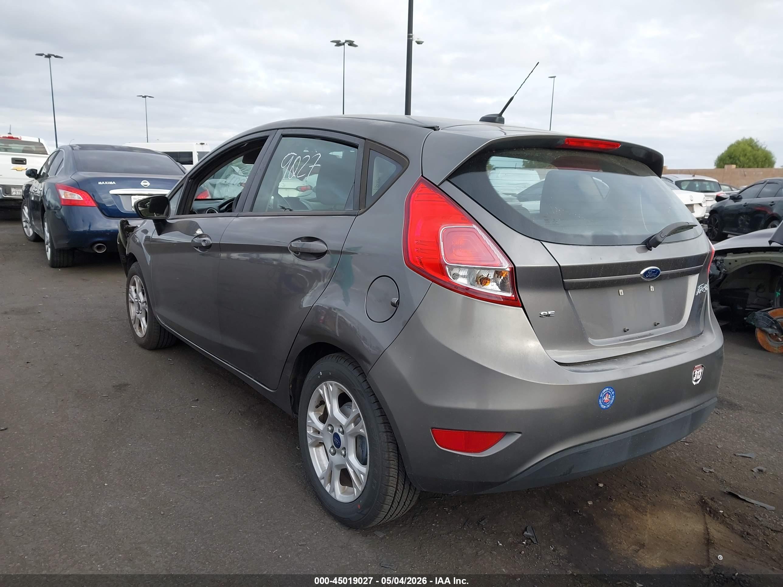 FORD FIESTA image 3