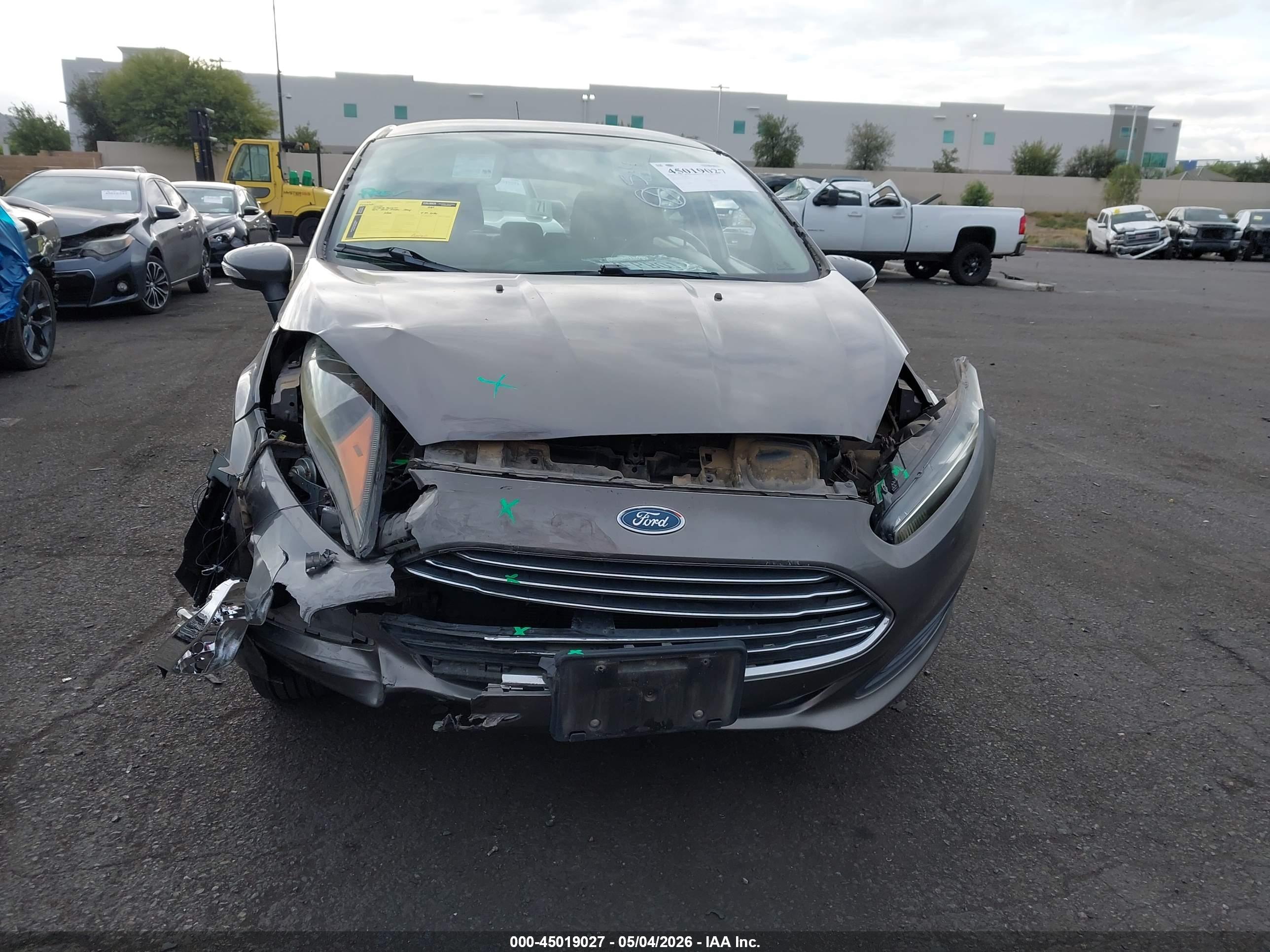 FORD FIESTA image 6