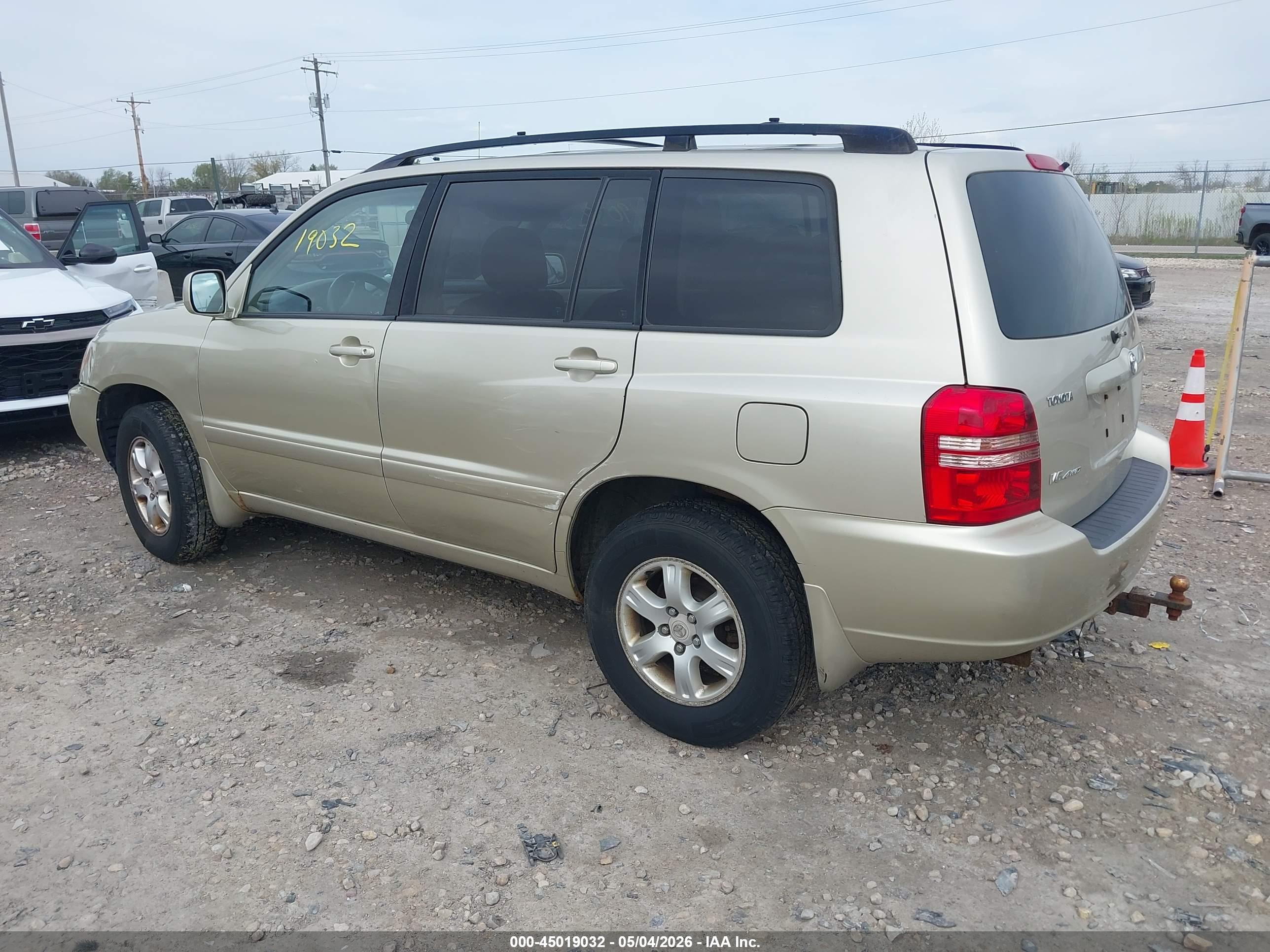 TOYOTA HIGHLANDER image 3