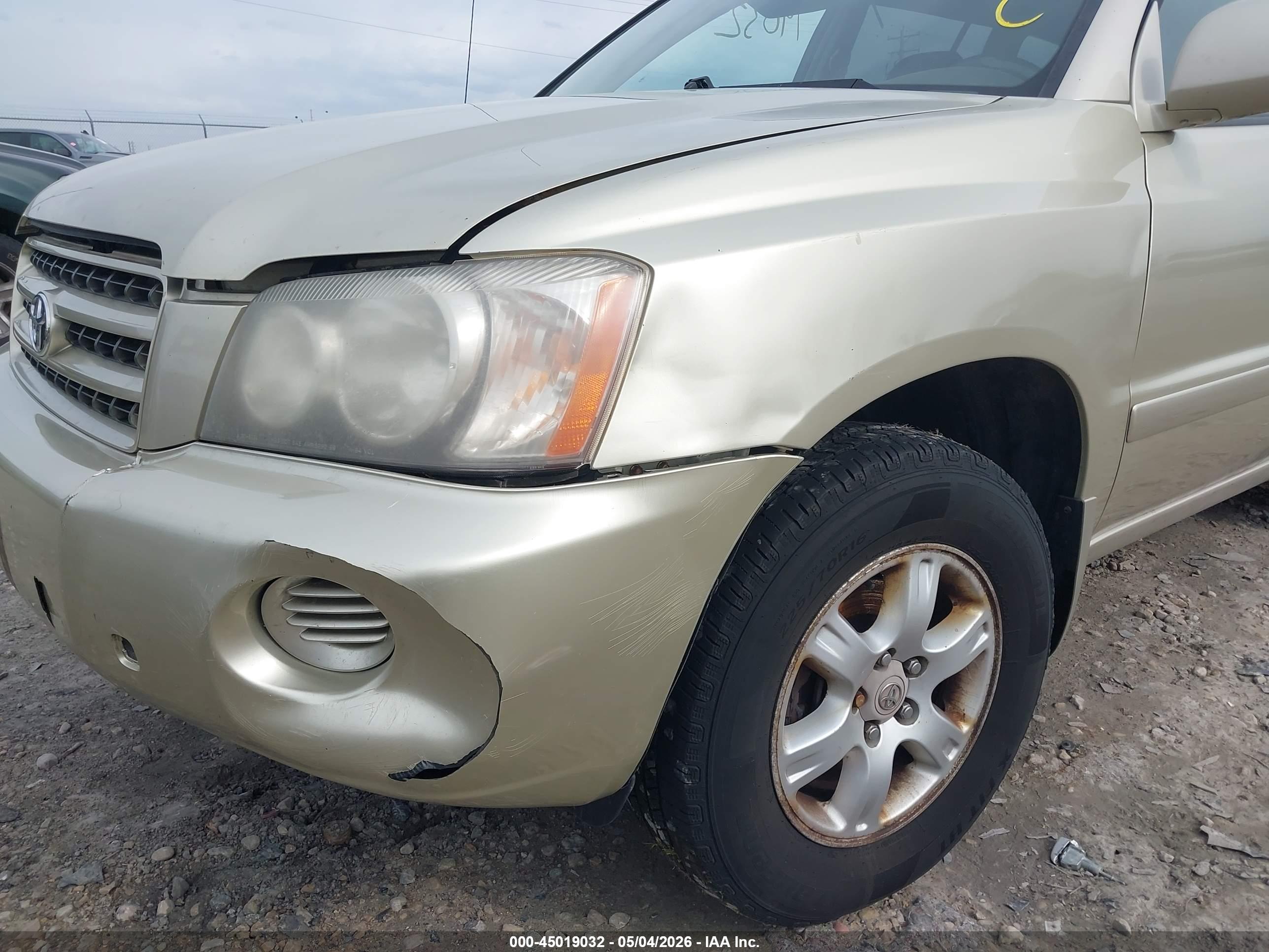 TOYOTA HIGHLANDER image 6