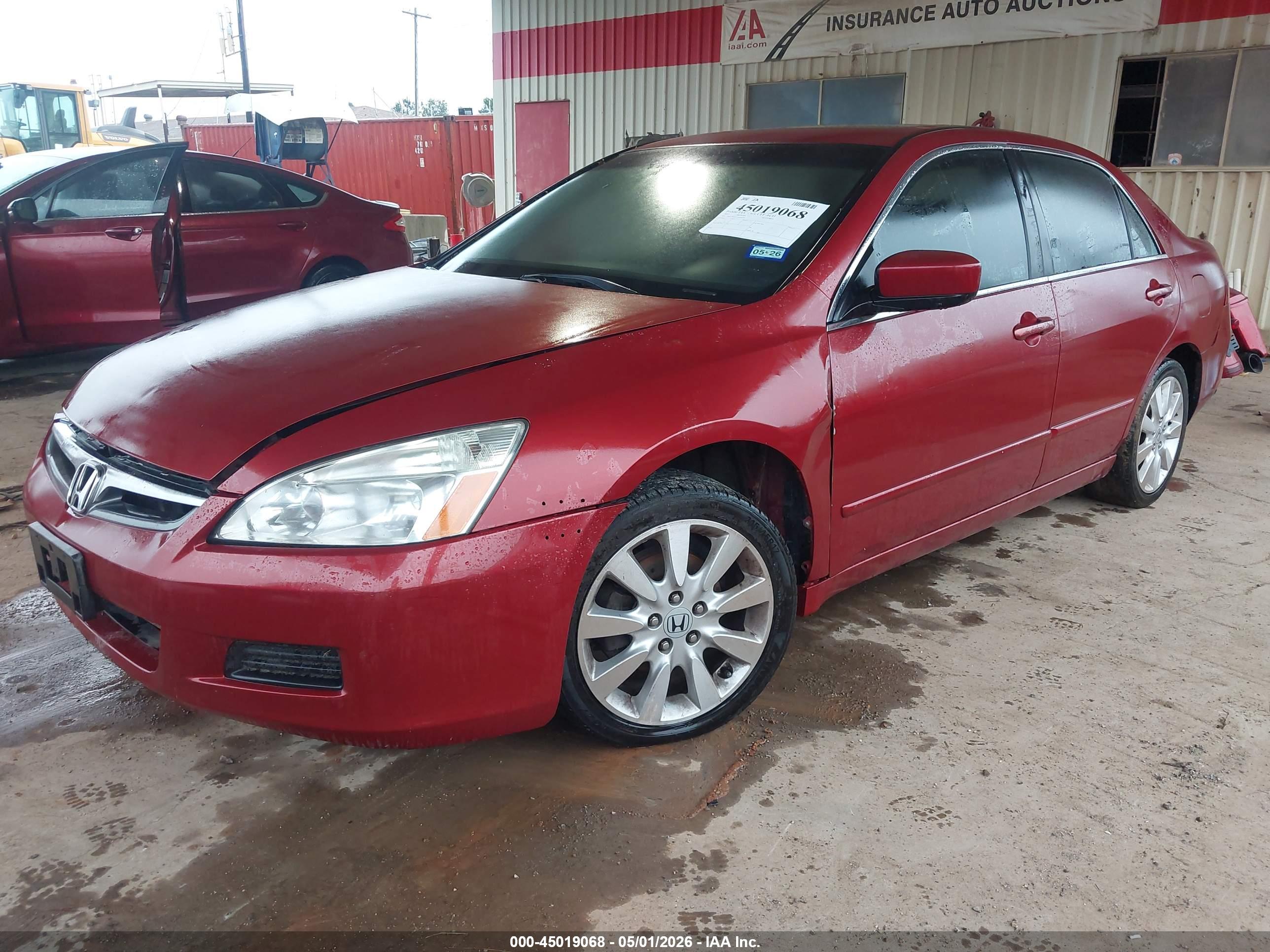 HONDA ACCORD image 2